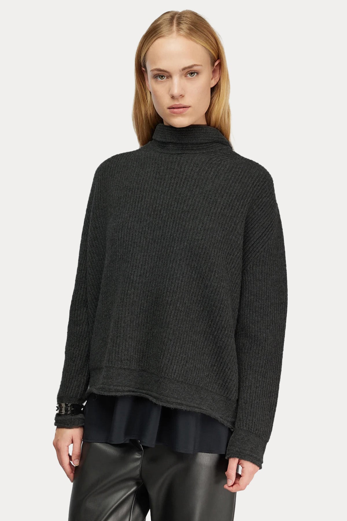 Semicouture Comfort Fit Sırt Dekolteli İpek Örgü Yün Triko