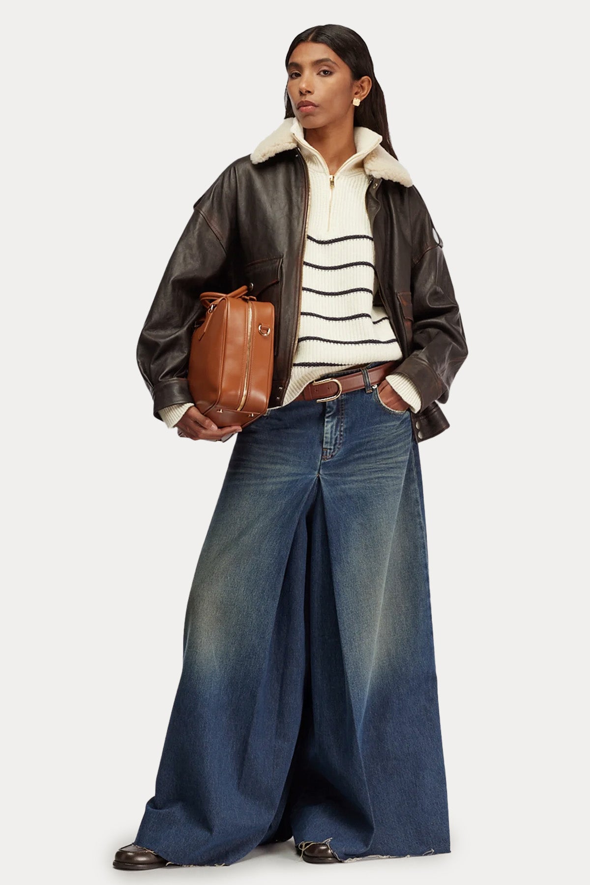 Semicouture Geniş Kesim Yakası Kürklü Bomber Deri Ceket