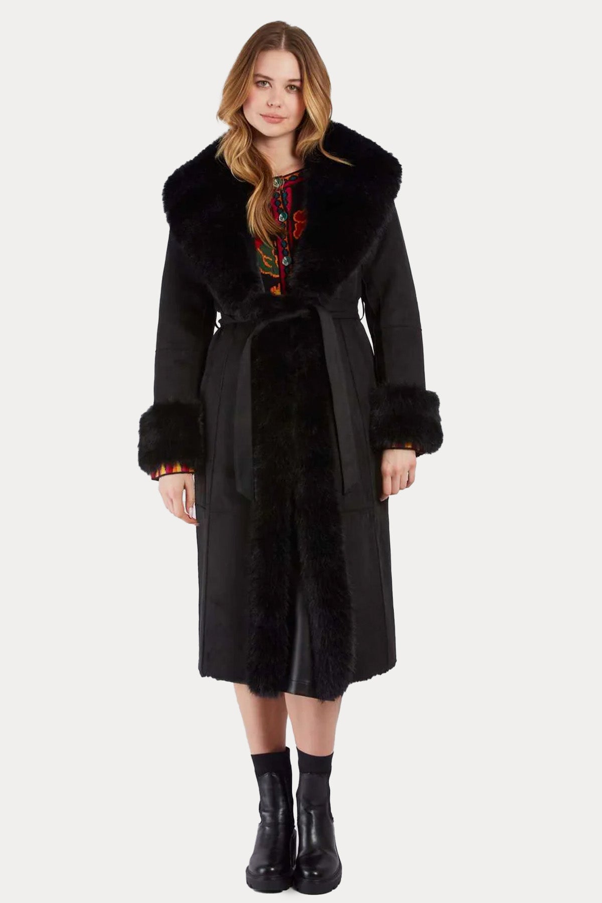 Rene Derhy Regular Fit Peluş Detaylı Kemerli Kaban