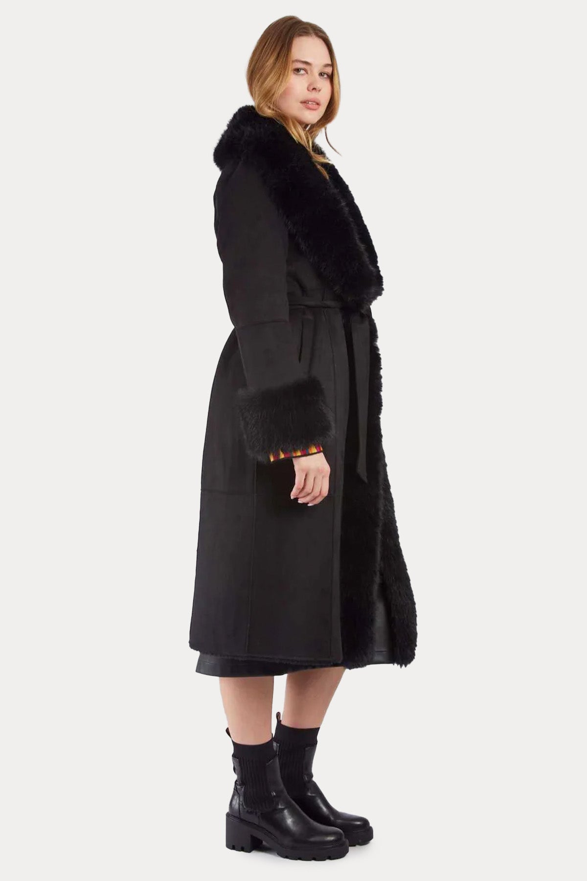 Rene Derhy Regular Fit Peluş Detaylı Kemerli Kaban