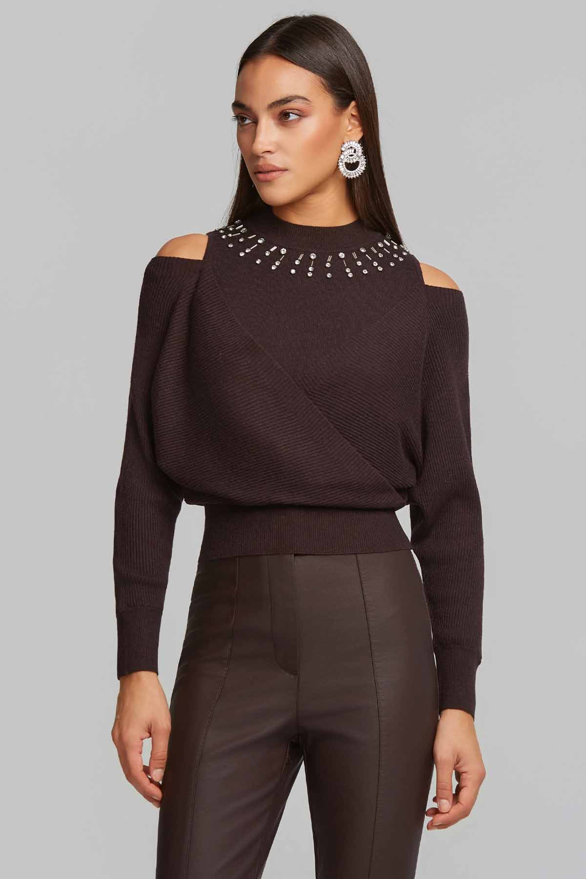 Lynne Metal Aksesuarlı Yuvarlak Yaka Örgü Triko