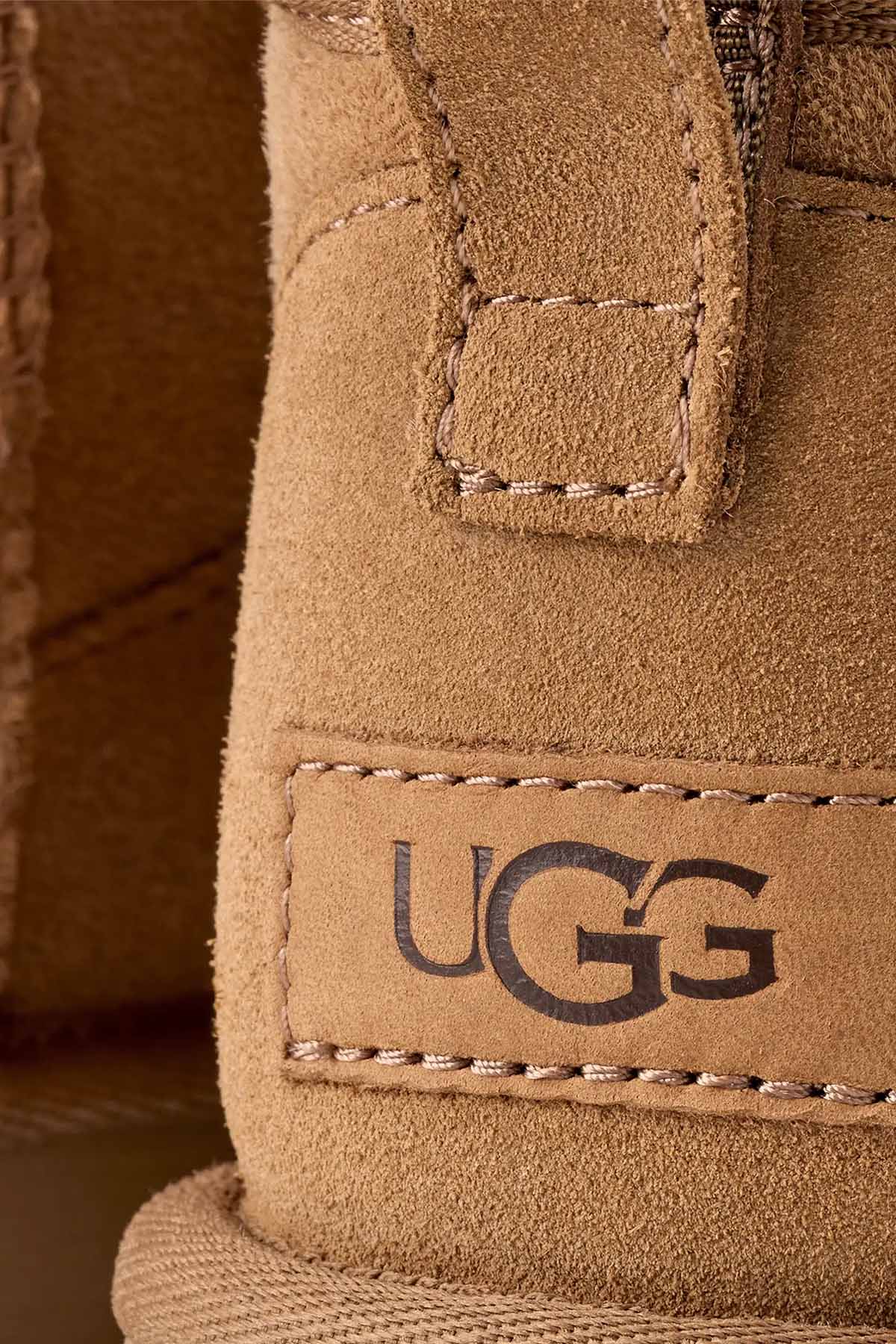 Ugg Chestnut Classic Ultra Mini Bot
