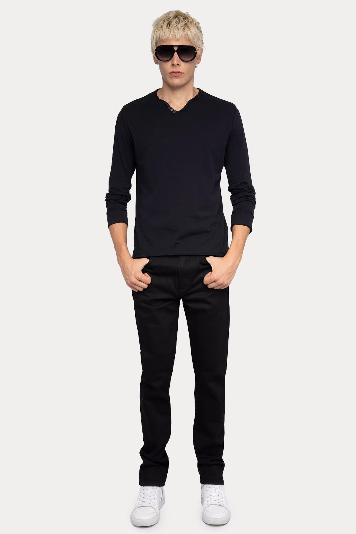 Zadig & Voltaire Regular Fit Düğmeli Asimetrik Yaka Logolu T-shirt