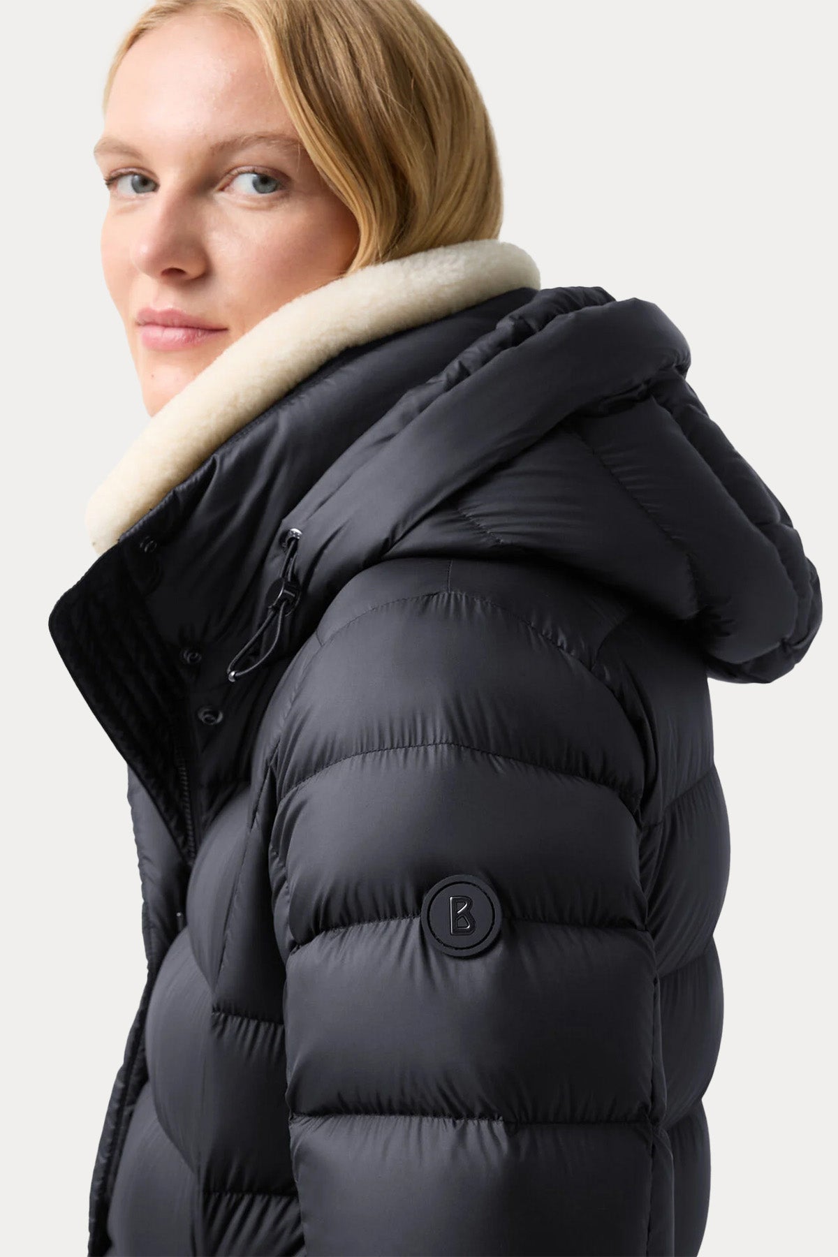 Bogner Nicci Regular Fit Yakası Kürklü Kapüşonlu Puffer Mont