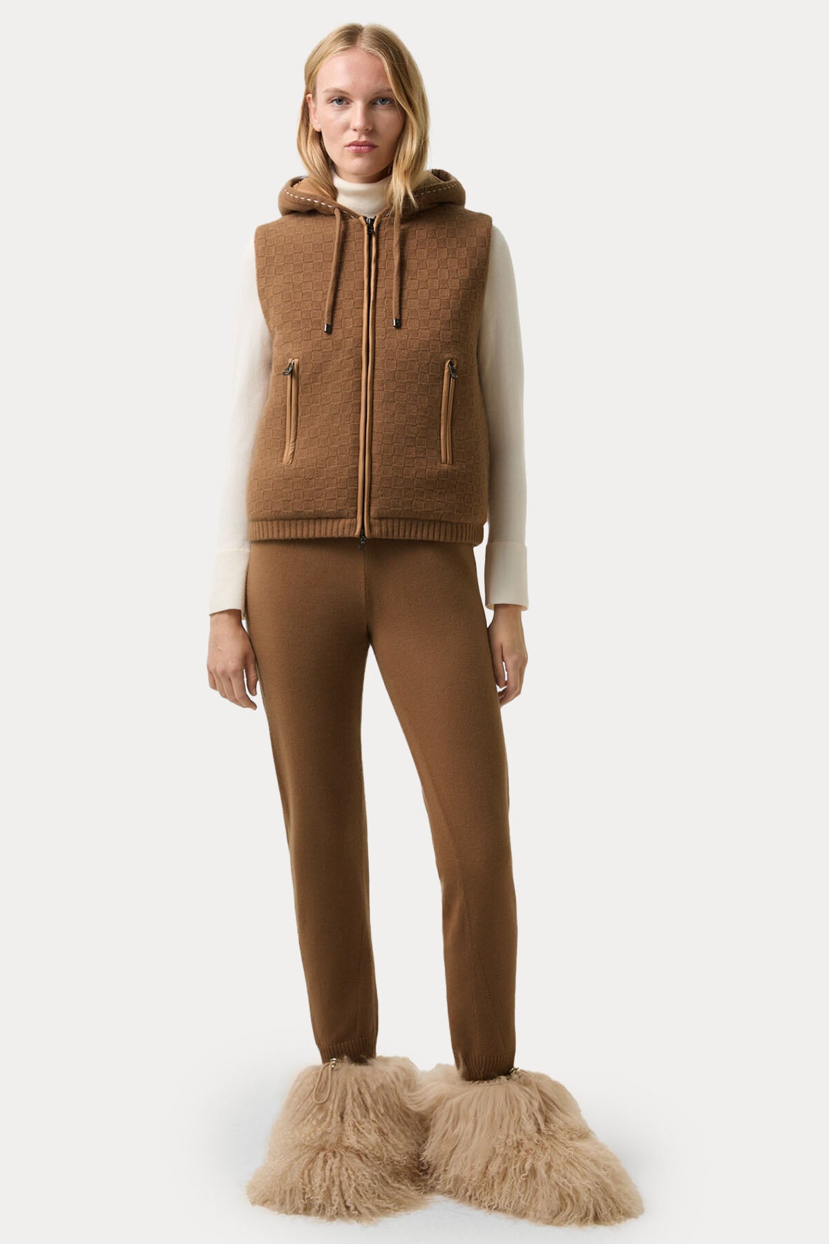 Bogner Lissity Regular Fit Kapüşonlu Puffer Yün Yelek