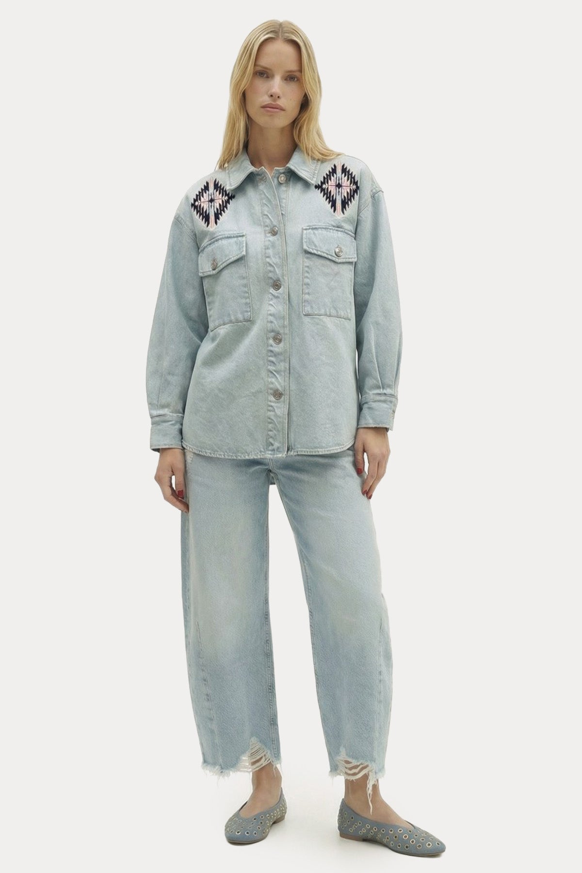 Berenice Relaxed Fit Nakış Desenli Yıkamalı Ceket
