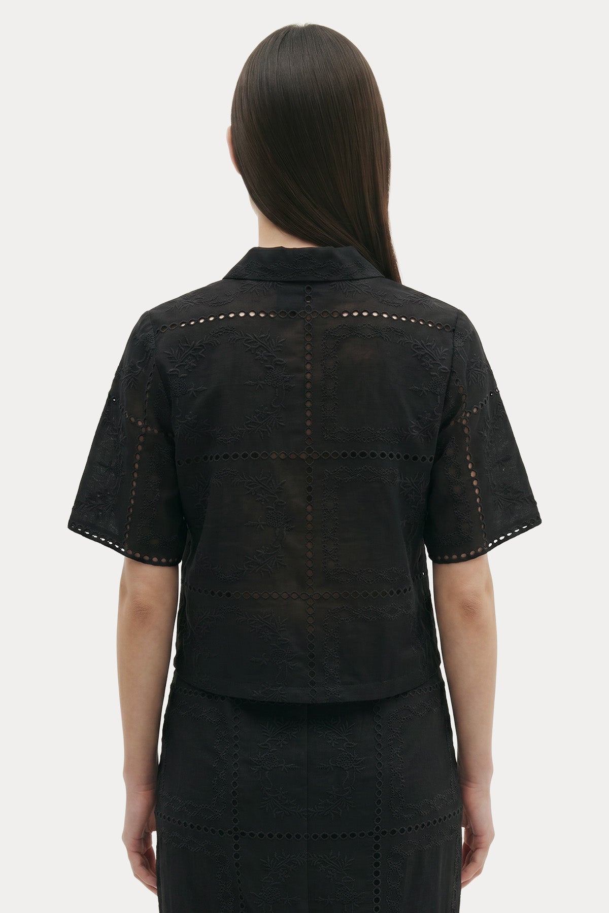 Berenice Regular Fit Dantel Nakışlı Crop Gömlek