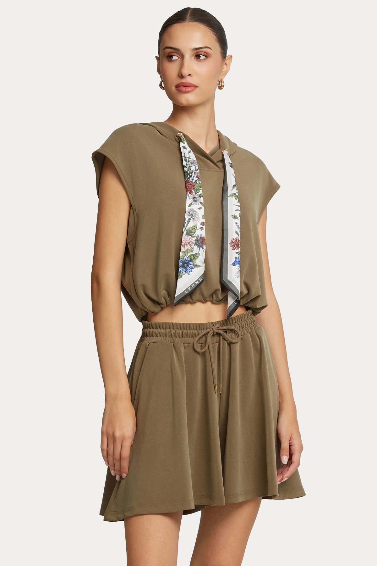 Lynne Relaxed Fit Beli Lastikli Streç Şort-Şort-Libas