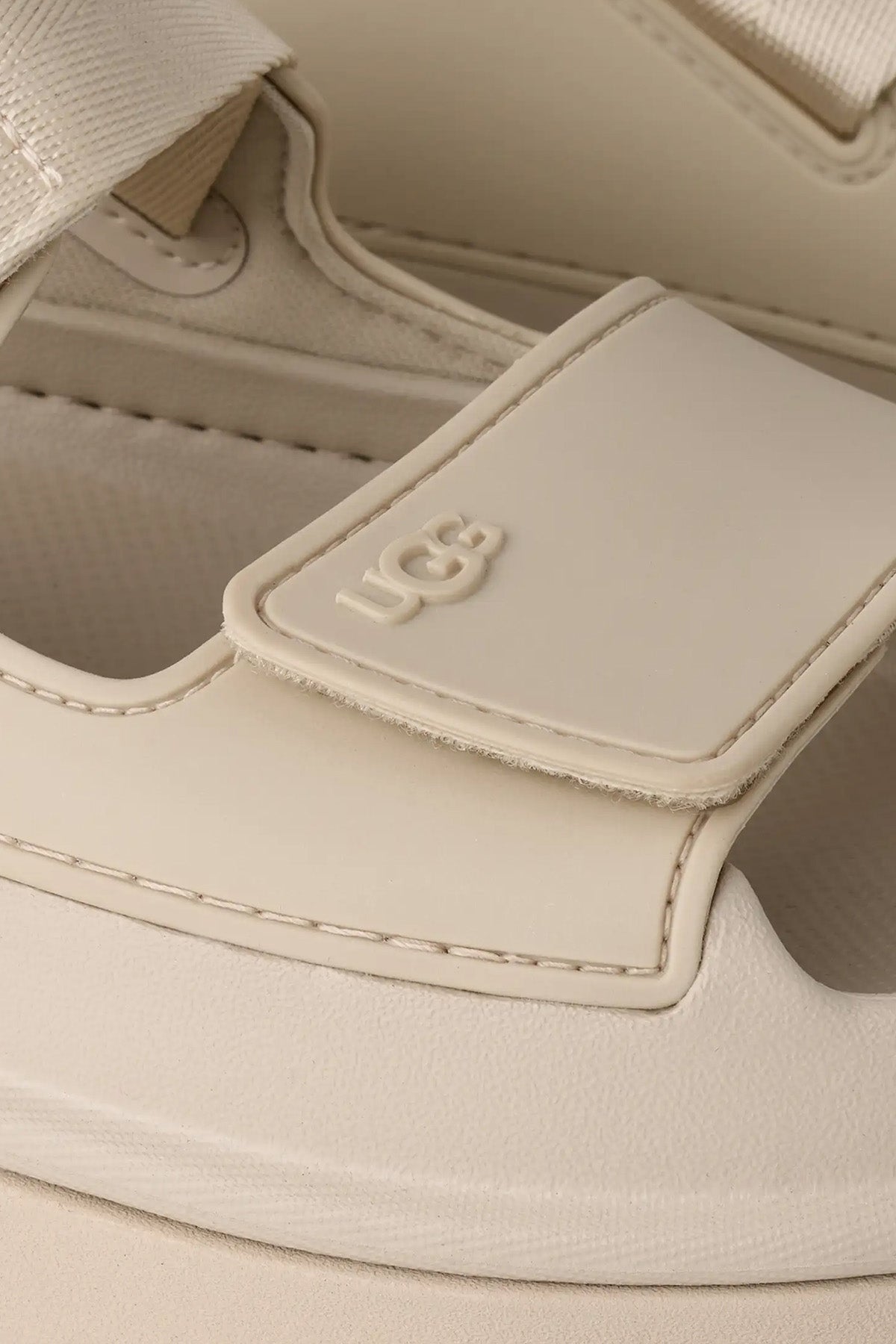 Ugg Sea Salt GoldenGlow Cırt Cırt Bantlı Sandalet-Sandalet-Libas