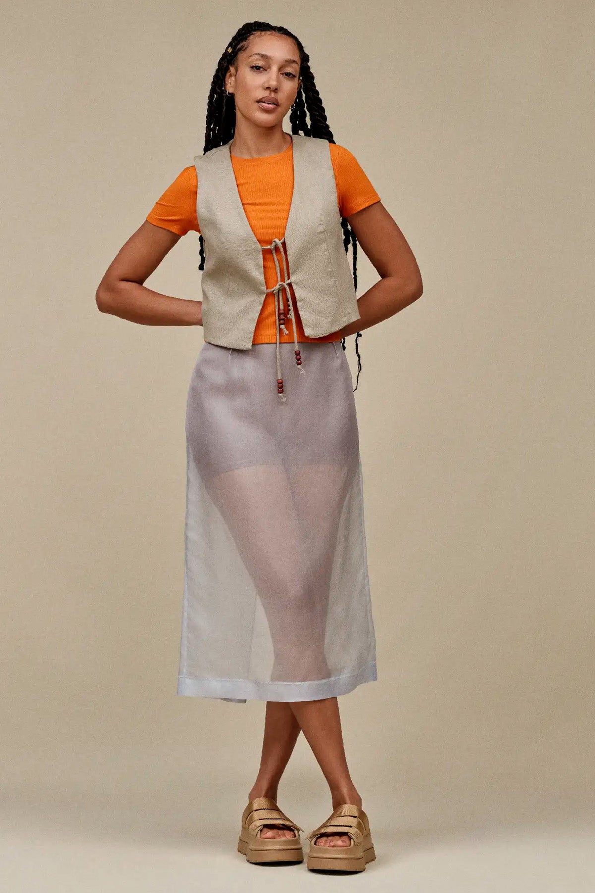 Ugg Dark Sand GoldenGlow Cırt Cırt Bantlı Terlik