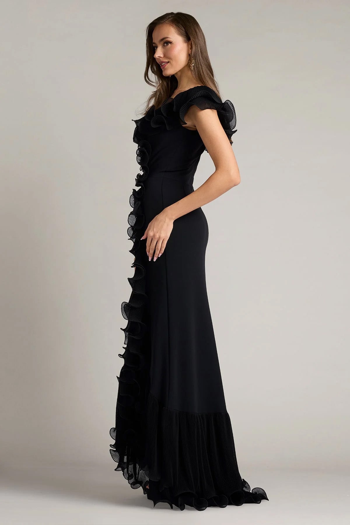 Tadashi Shoji Slim Fit Volan Detaylı Maxi Abiye Elbise