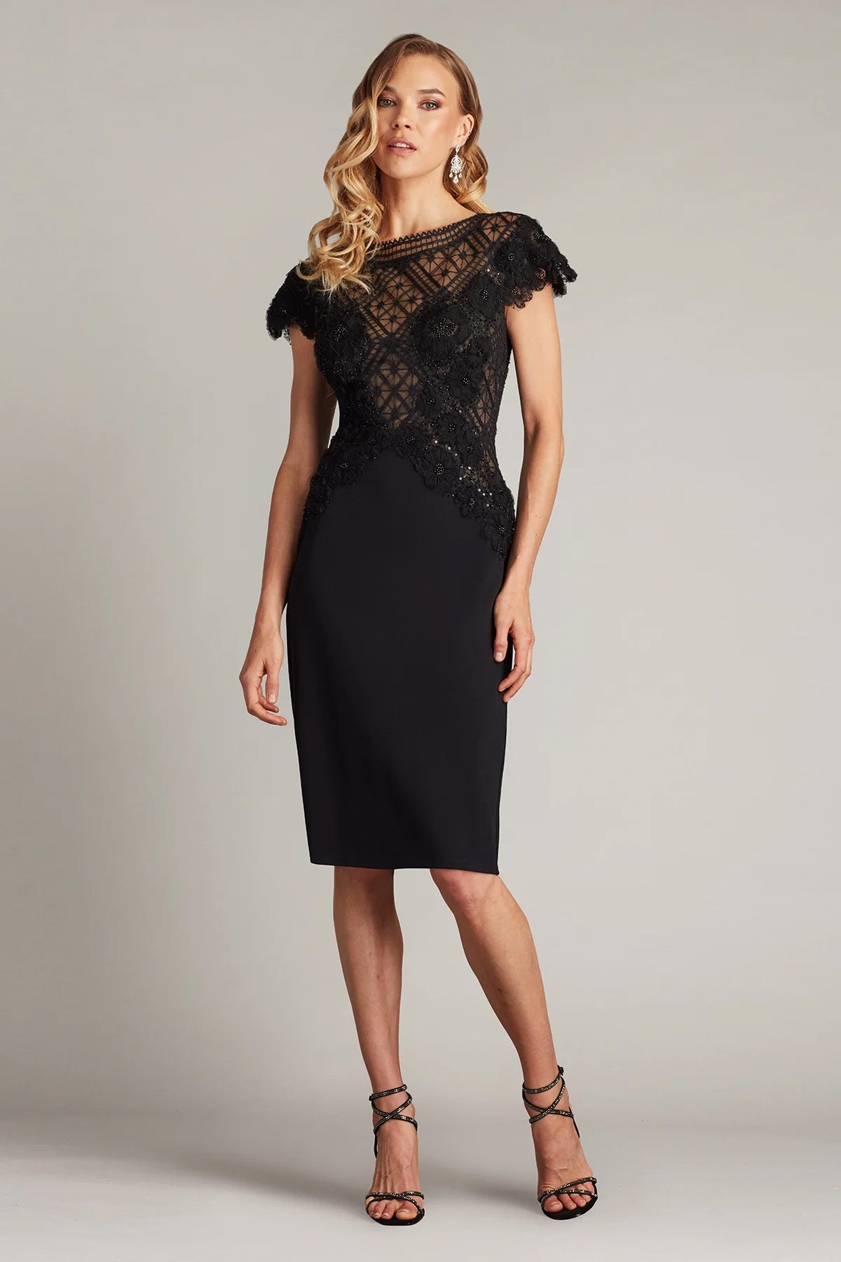 Tadashi Shoji Slim Fit Dizüstü Abiye Elbise