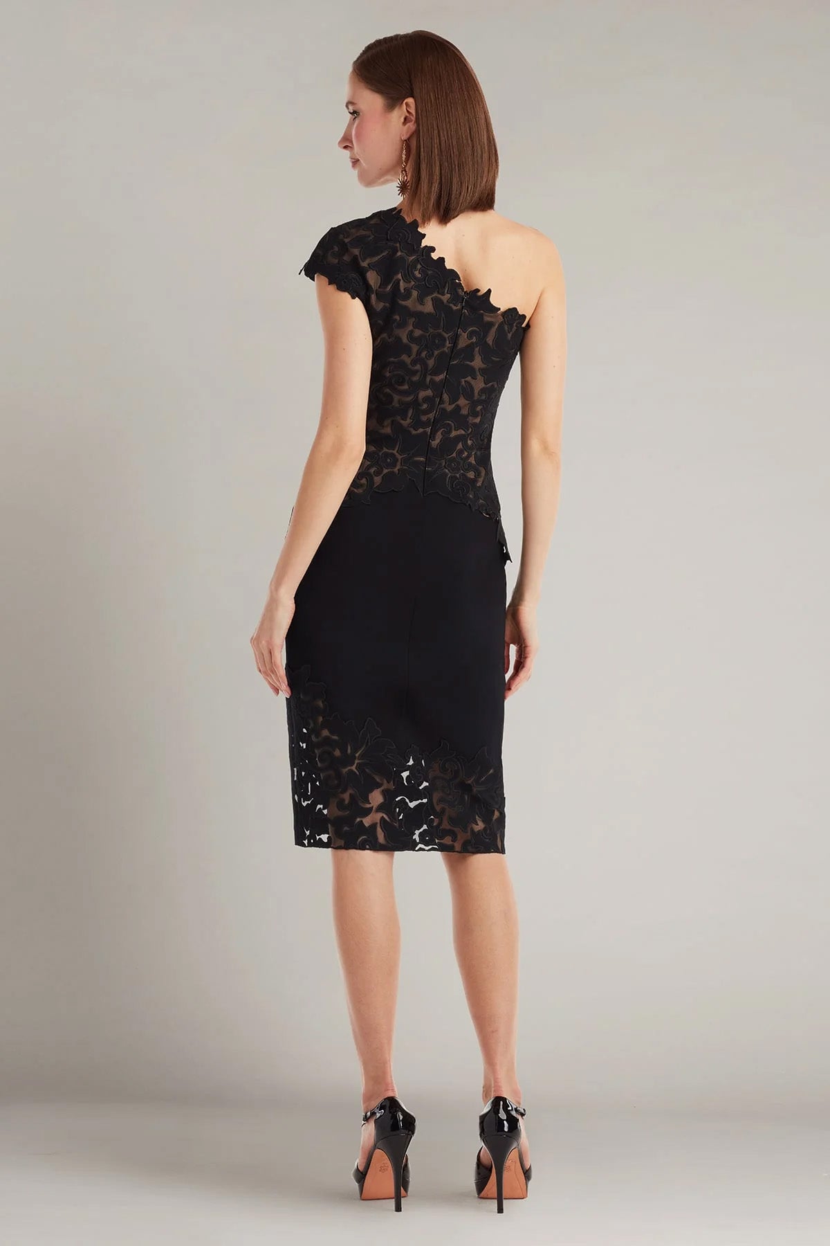 Tadashi Shoji Slim Fit Tek Omuz Dizüstü Abiye Elbise