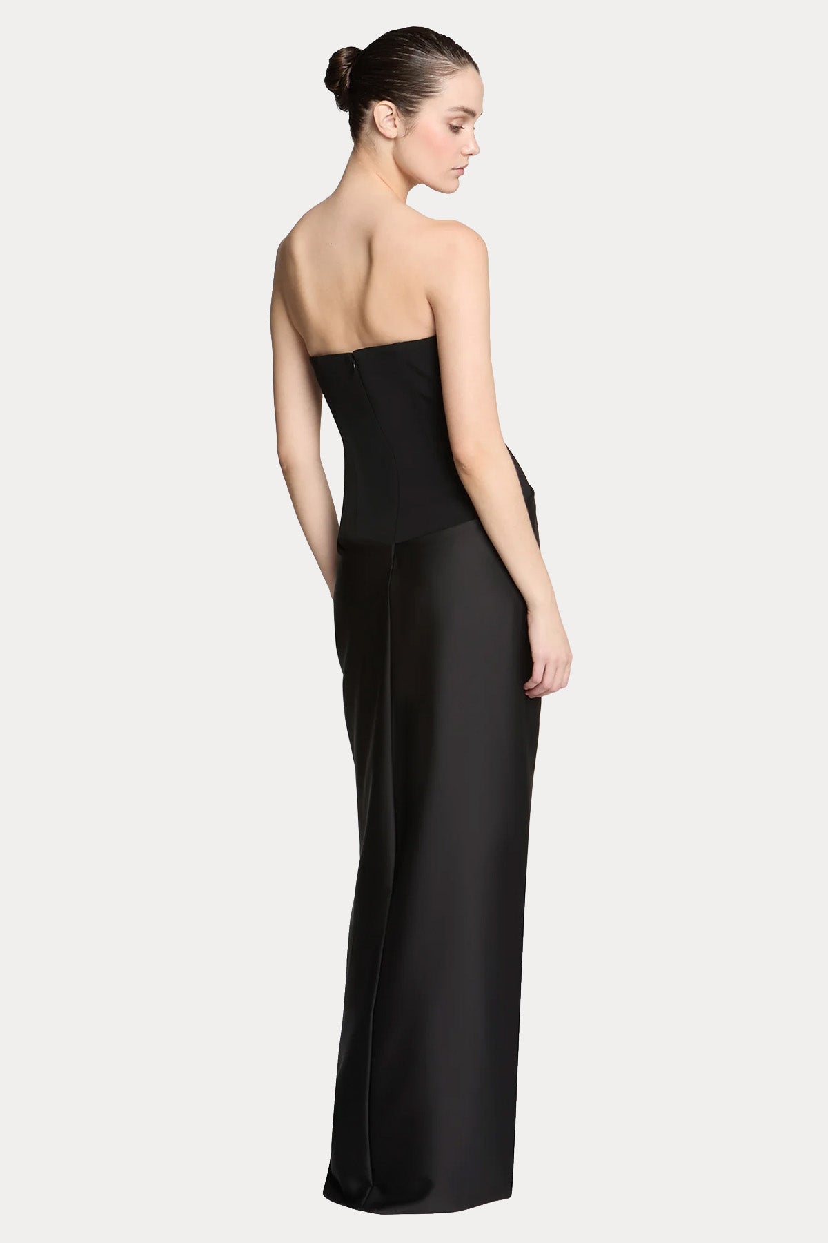 Halston Sanna Krep ve Saten Maxi Abiye Elbise-Abiye-Libas