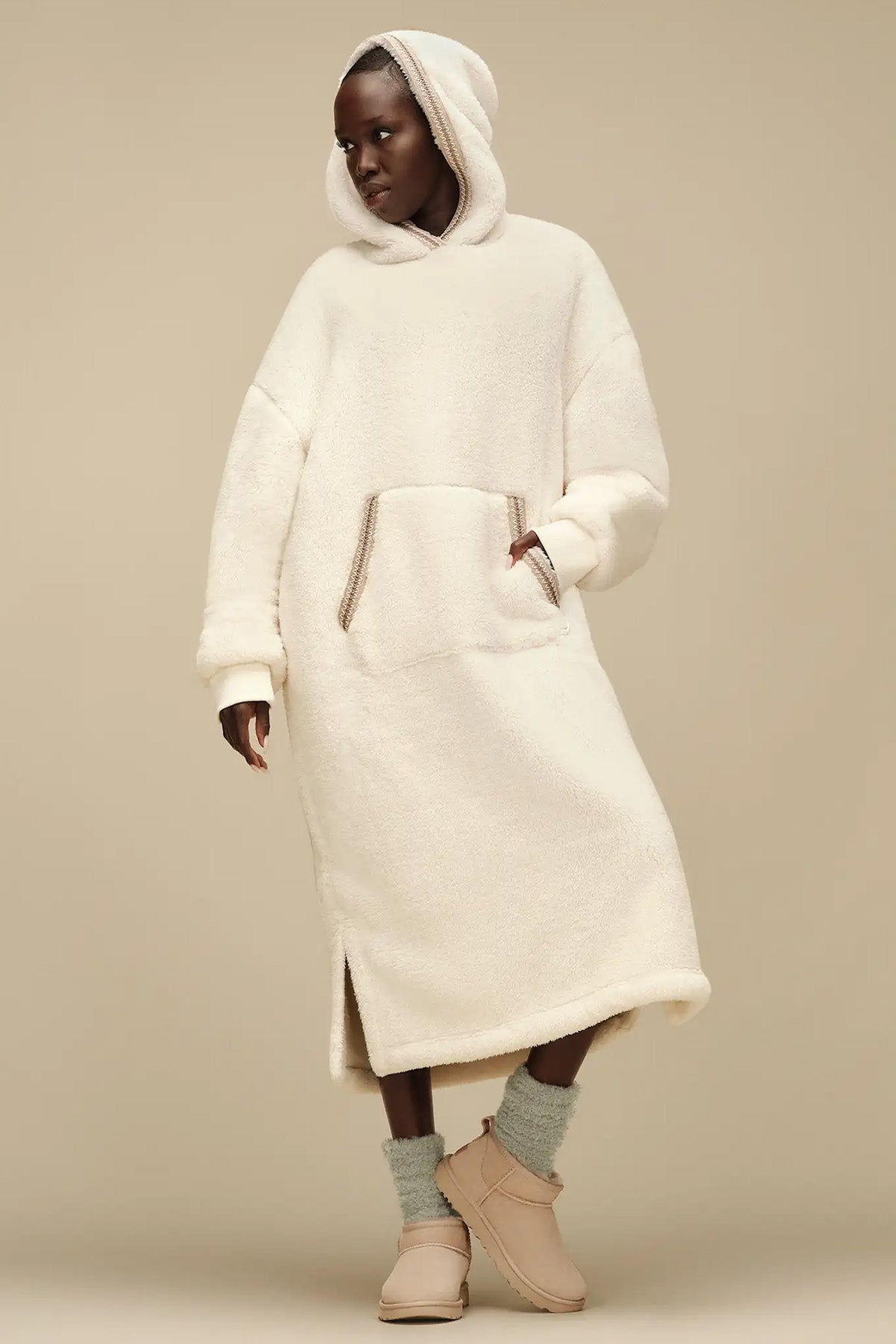 Ugg Sand Classic Ultra Mini Bot