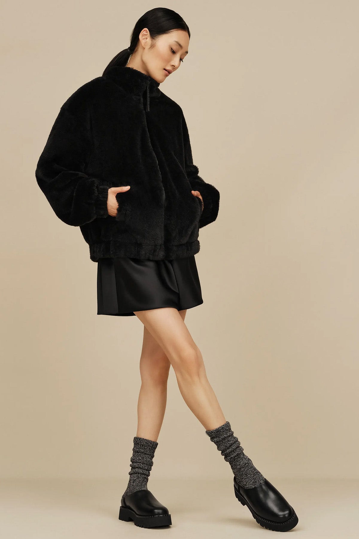 Ugg Black Uptowner Terlik