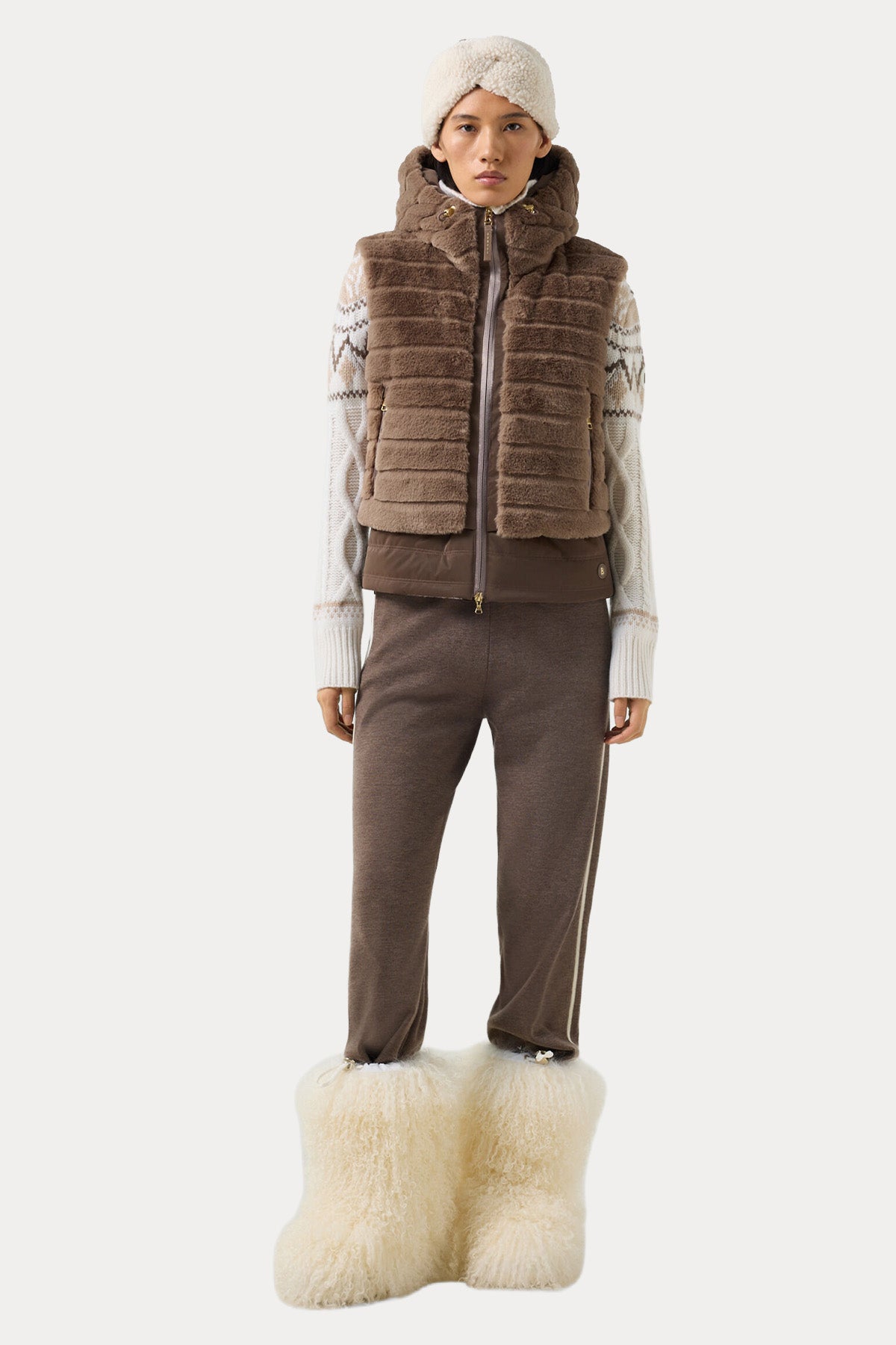 Bogner Manda Kapüşonlu Puffer Peluş Yelek