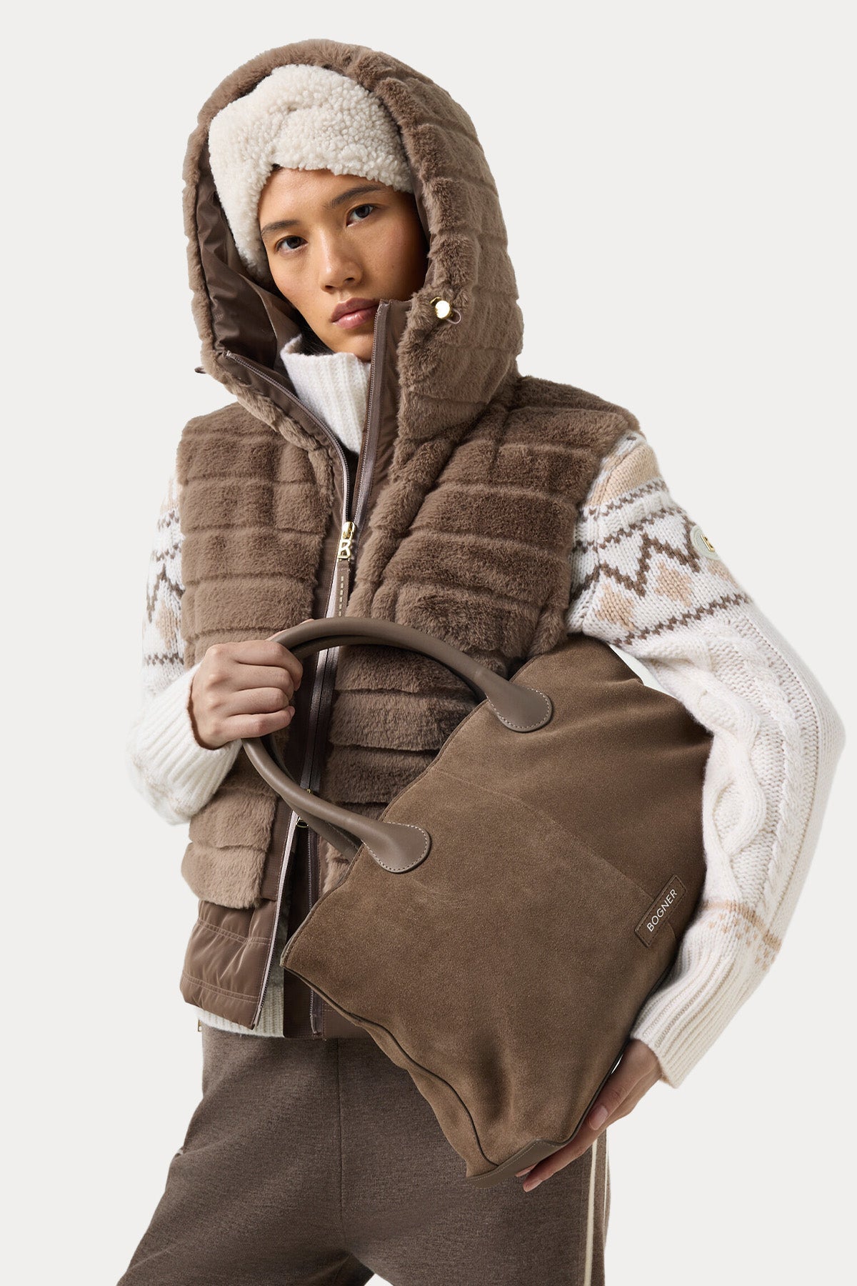 Bogner Manda Kapüşonlu Puffer Peluş Yelek