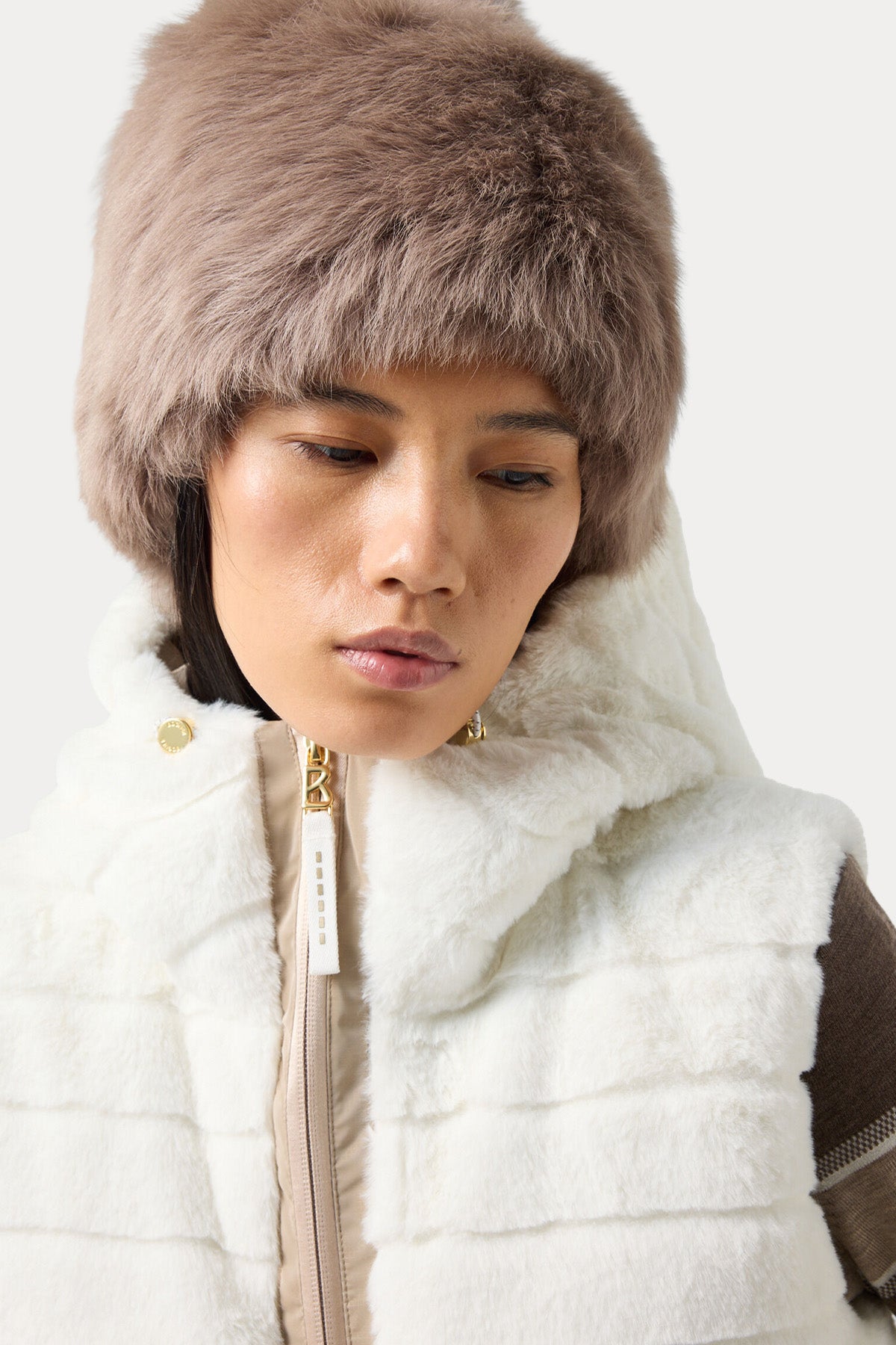 Bogner Manda Kapüşonlu Puffer Peluş Yelek