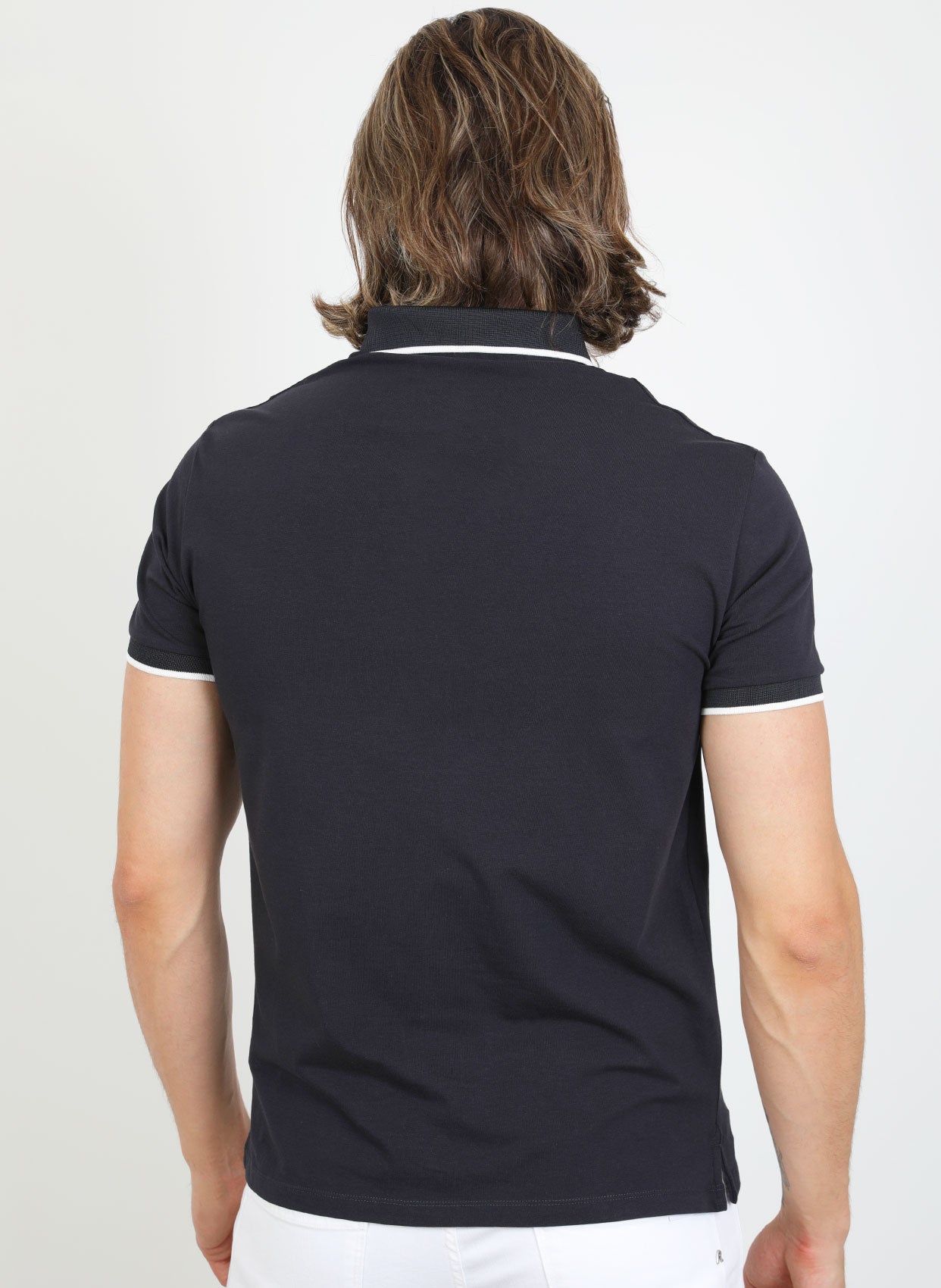 Emporio Armani T-shirt-Libas Trendy Fashion Store