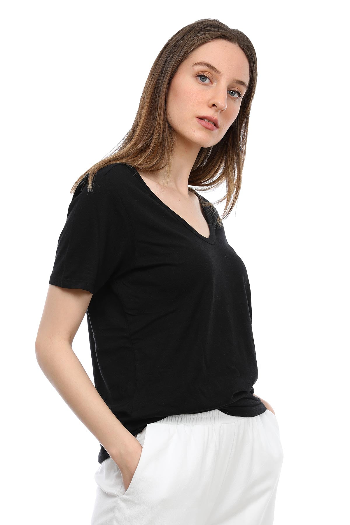 Tru V Yakalı T-shirt-Libas Trendy Fashion Store