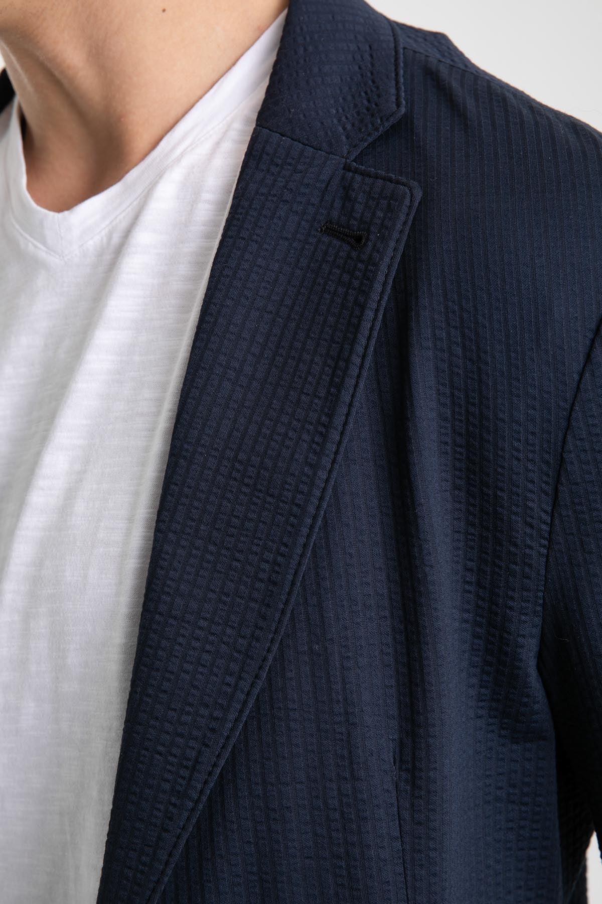 Emporio Armani Slim Fit Gofre Kumaş Astarsız Ceket-Libas Trendy Fashion Store