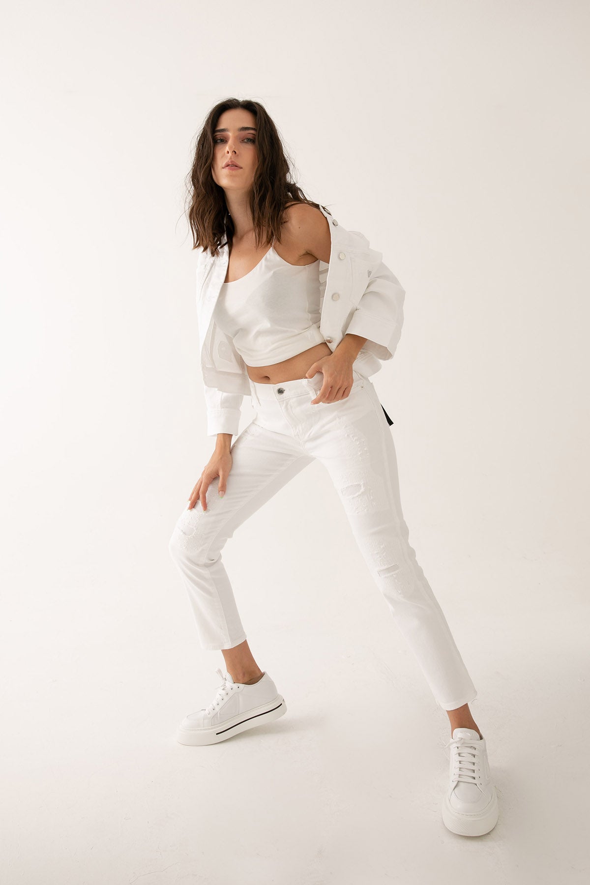 Emporio Armani Yırtık Detaylı Jeans-Libas Trendy Fashion Store