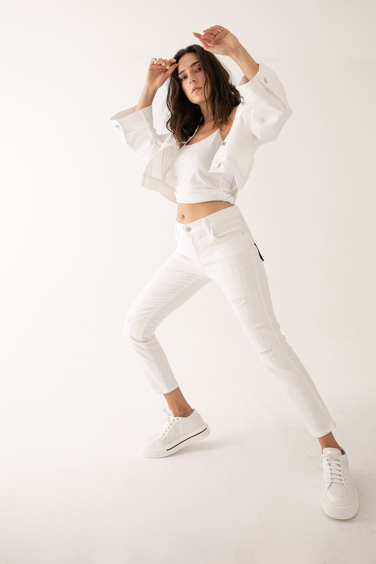 Emporio Armani Yırtık Detaylı Jeans-Libas Trendy Fashion Store