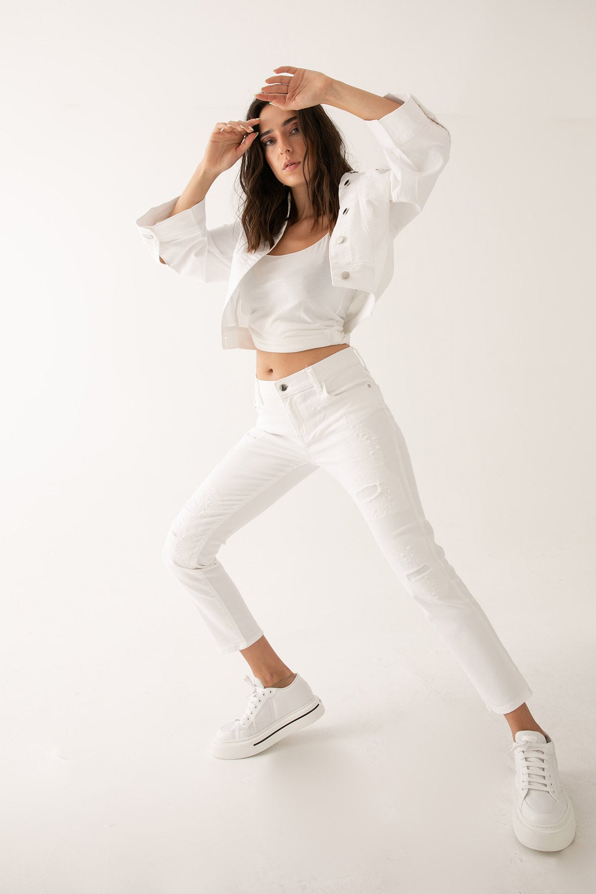 Emporio Armani Yırtık Detaylı Jeans-Libas Trendy Fashion Store