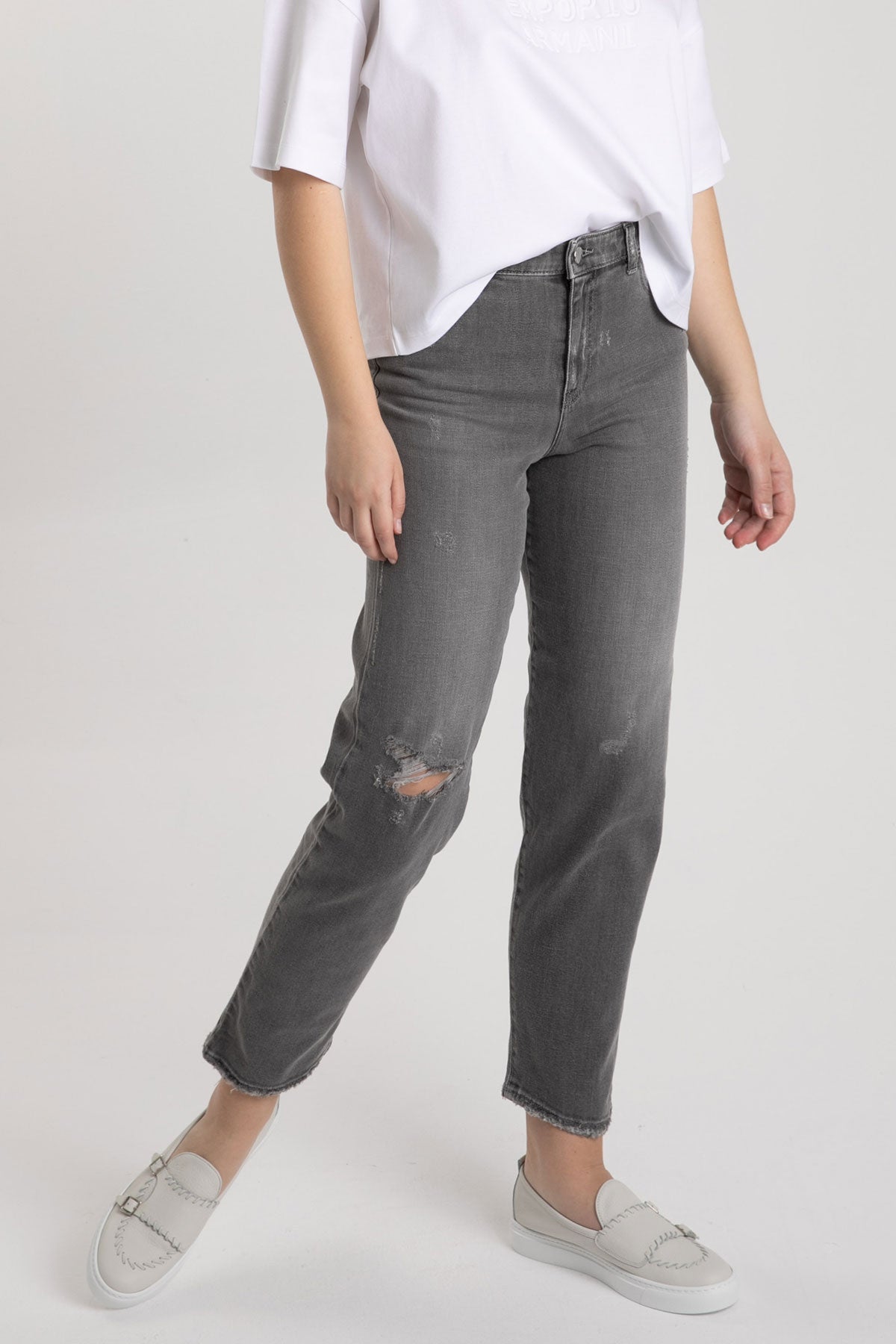 Emporio Armani Slim Girl Fit Crop Jeans-Libas Trendy Fashion Store