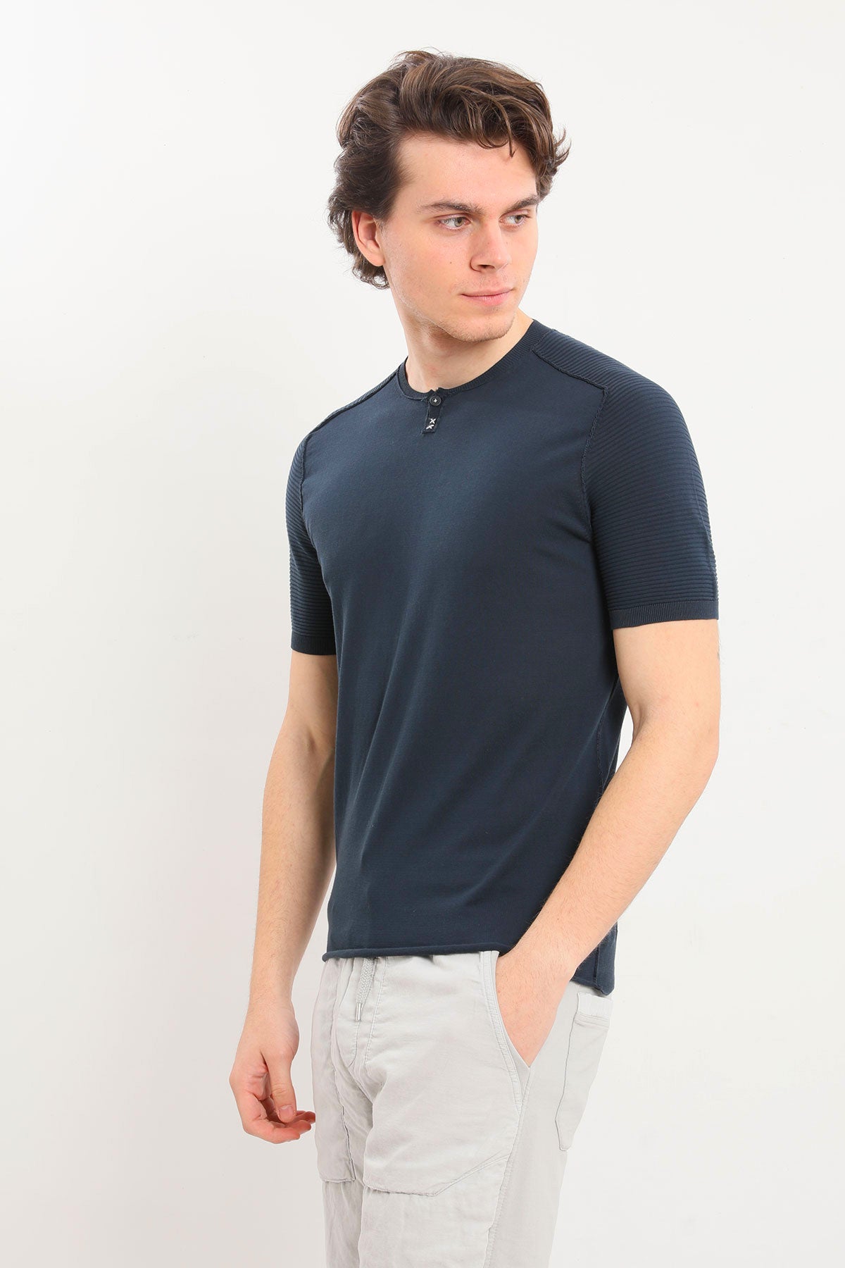 Transit T-shirt-Libas Trendy Fashion Store