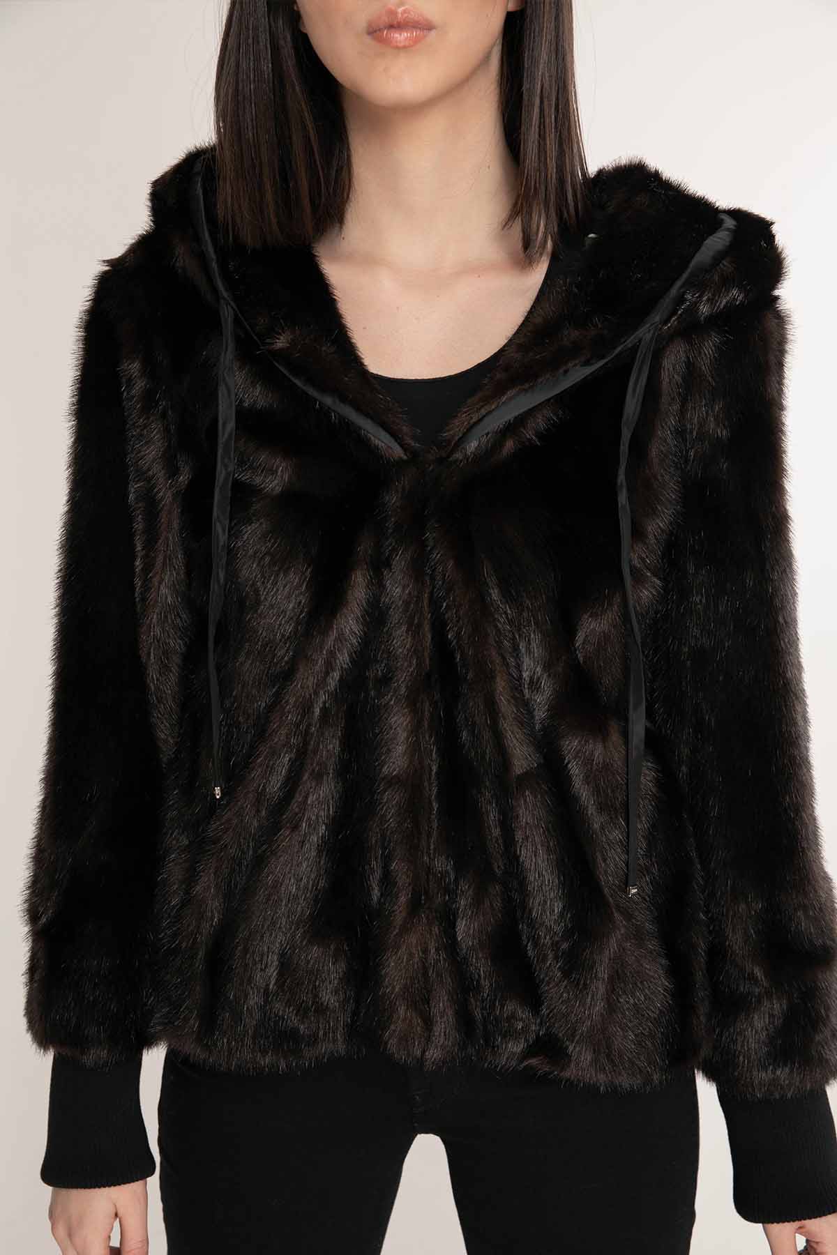 Liu Jo Yakası Büzgülü Kapüşonlu Kürk Ceket-Libas Trendy Fashion Store