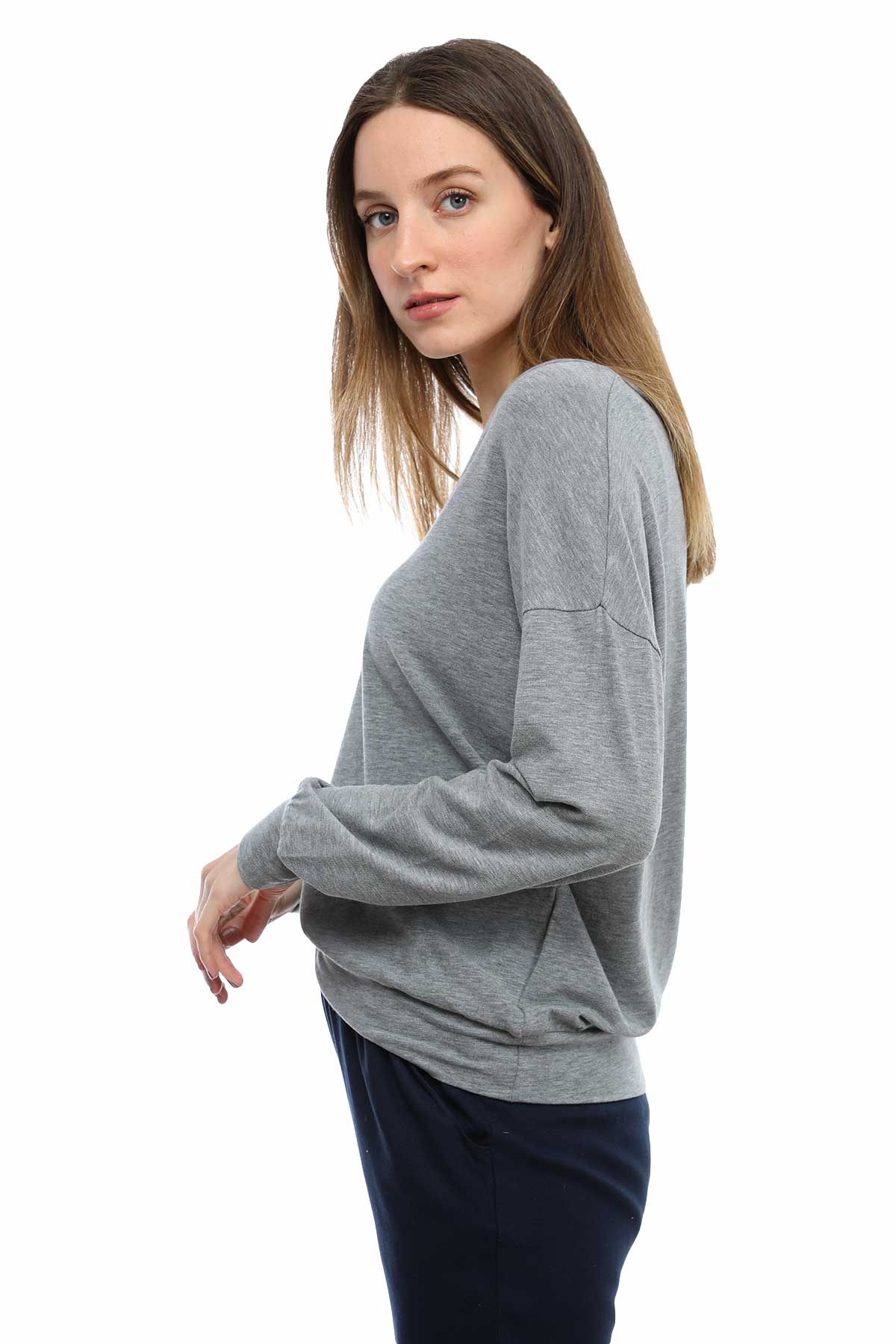 Tru V Yakalı Düşük Omuz Sweatshirt-Libas Trendy Fashion Store