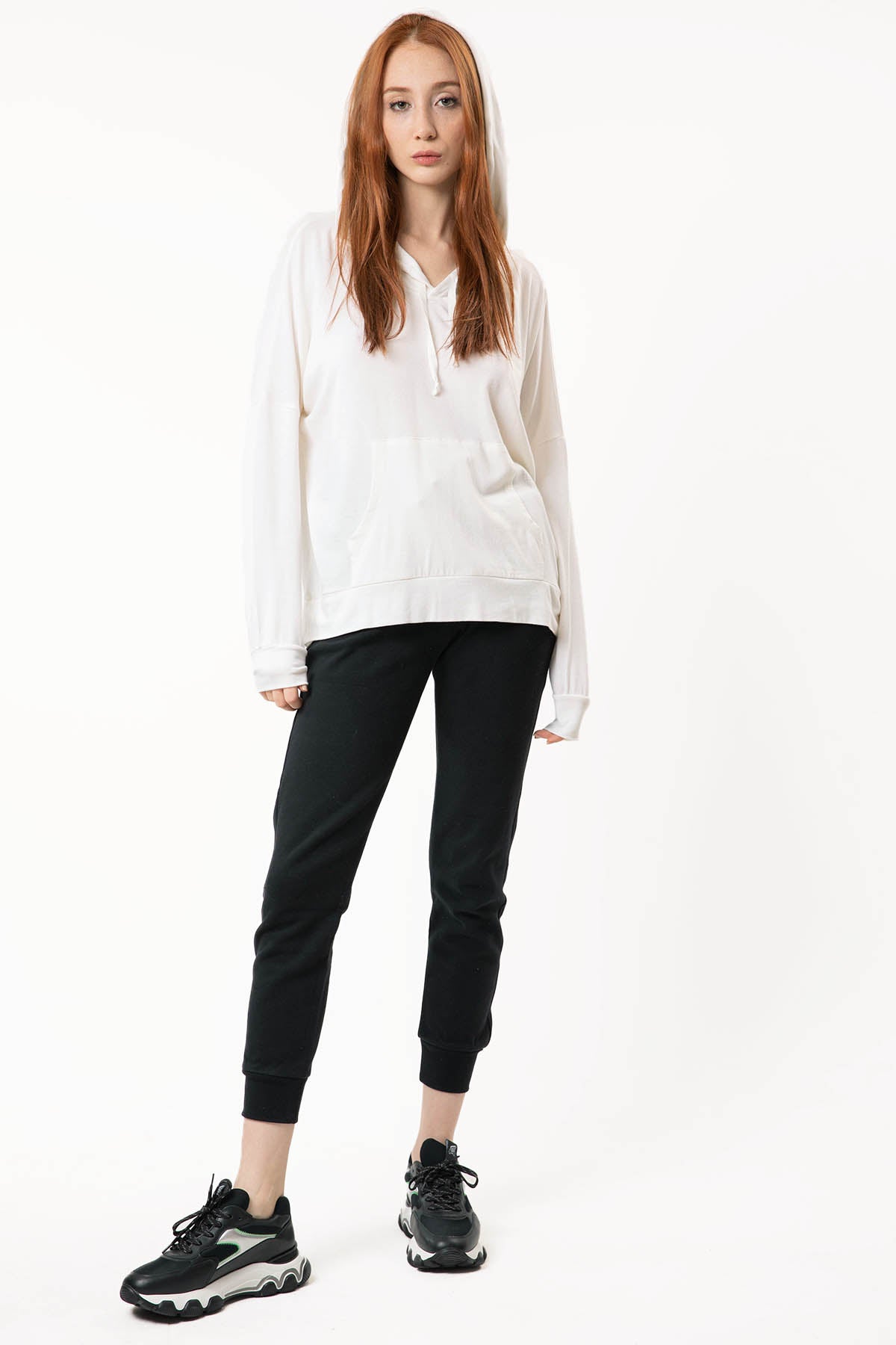 Tru Kapüşonlu İnce Kumaş Sweatshirt-Libas Trendy Fashion Store