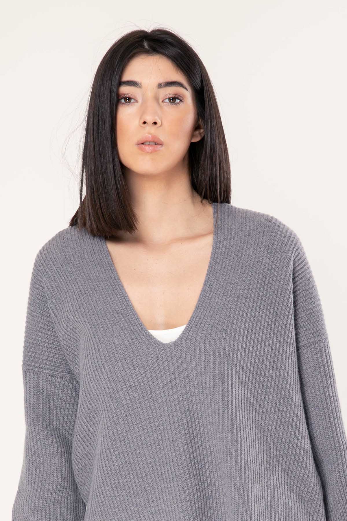 Tonet Derin V Yaka İpek ve Kaşmirli Triko-Libas Trendy Fashion Store