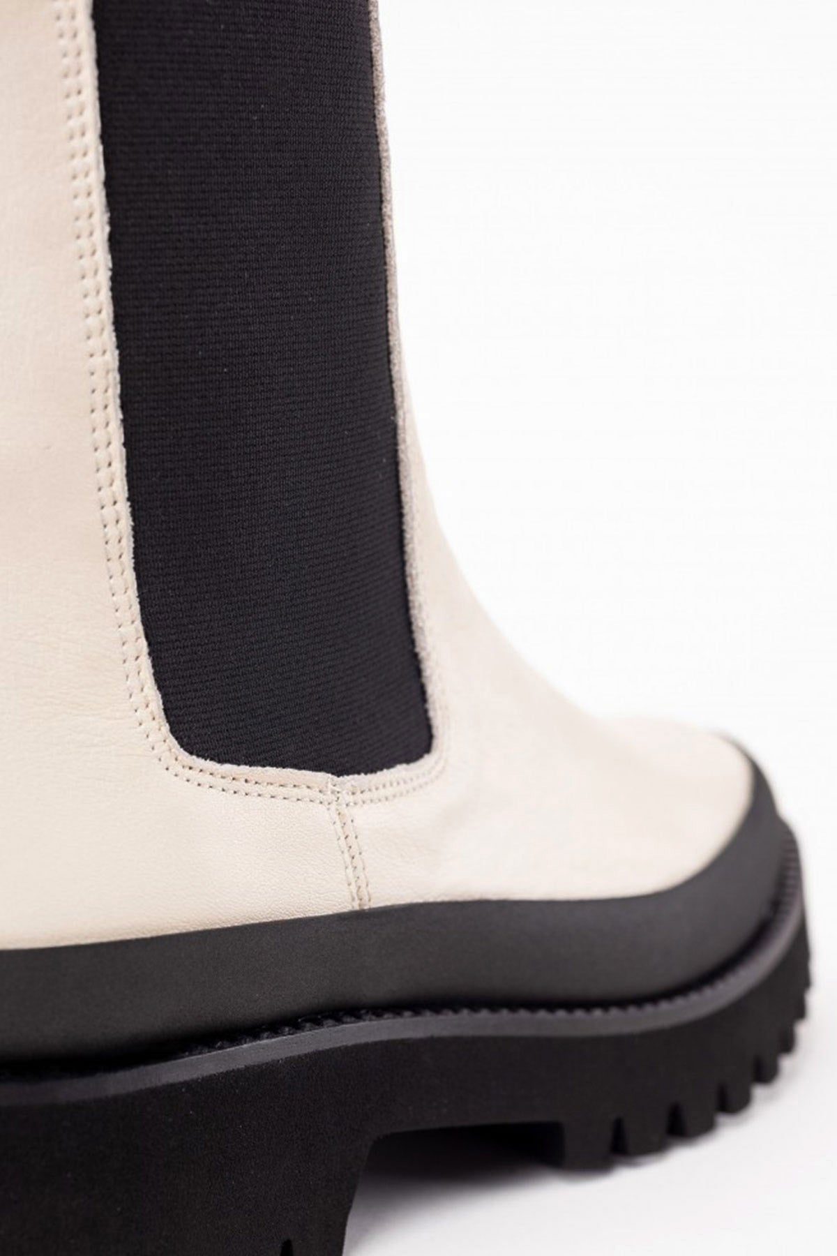 Paloma Barcelo Bot-Libas Trendy Fashion Store