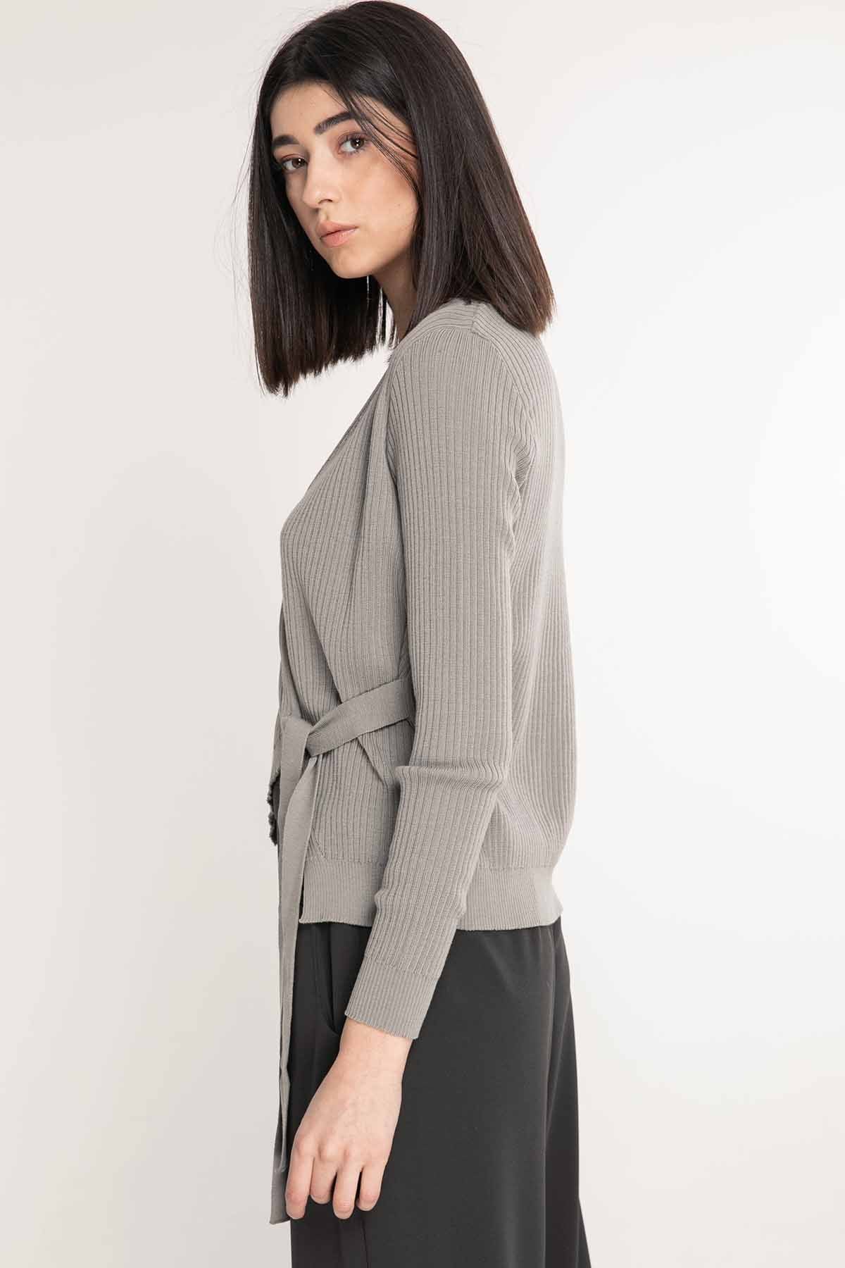 Crea Concept Derin V Yaka Kuşaklı Triko-Libas Trendy Fashion Store