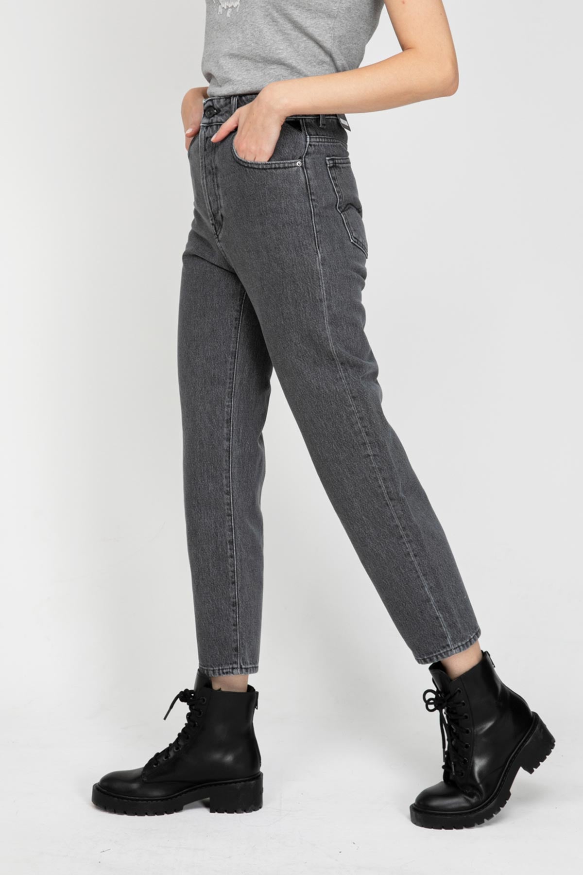 Replay Tyna Mom Fit Jeans-Libas Trendy Fashion Store