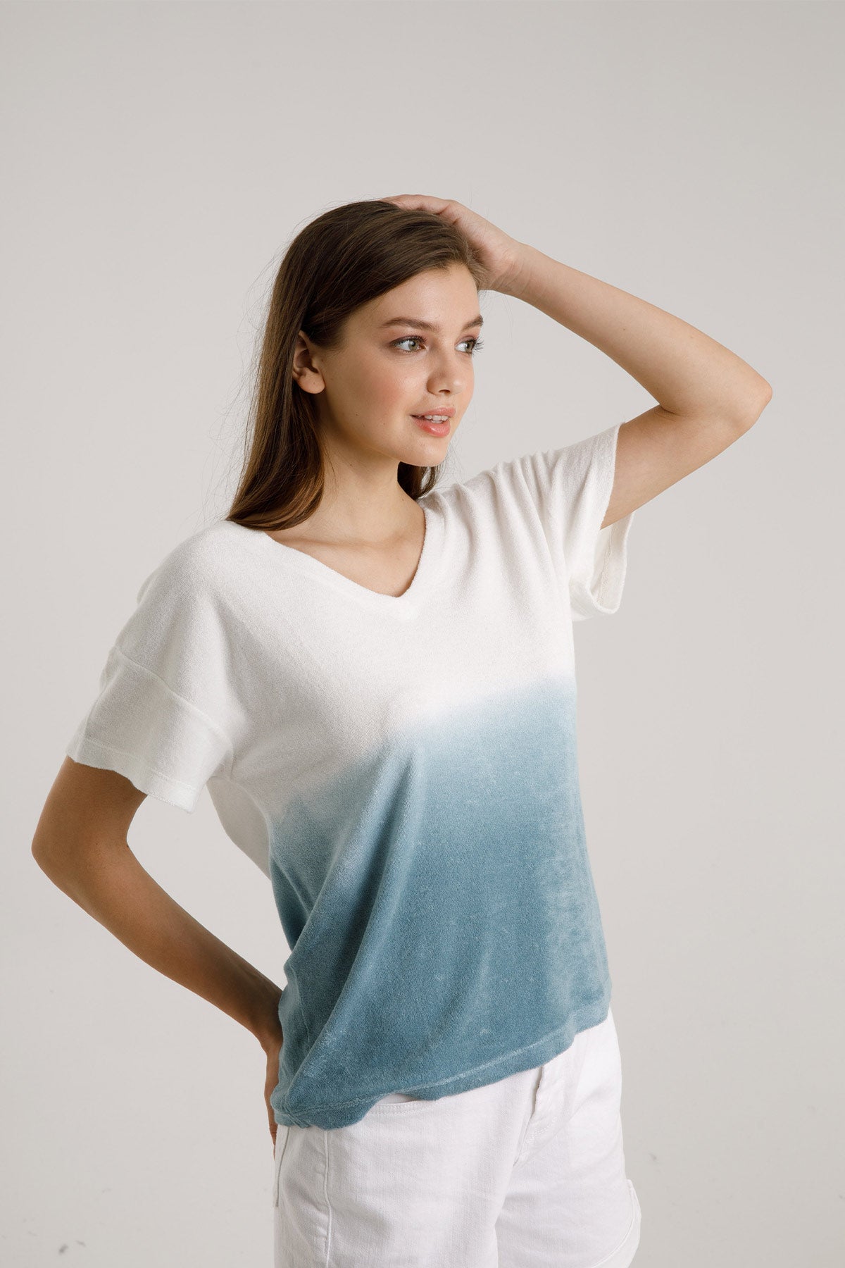 Majestic V Yaka Degrade T-shirt-Libas Trendy Fashion Store