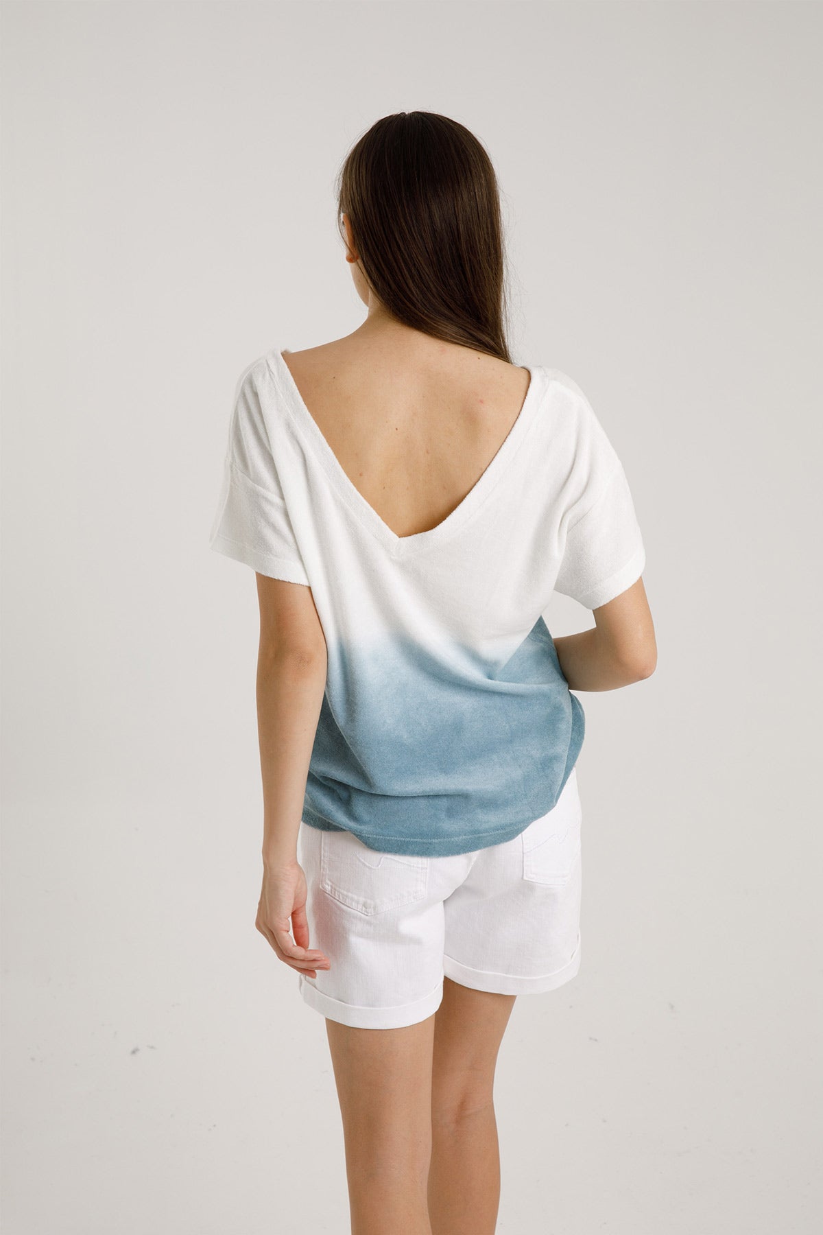 Majestic V Yaka Degrade T-shirt-Libas Trendy Fashion Store