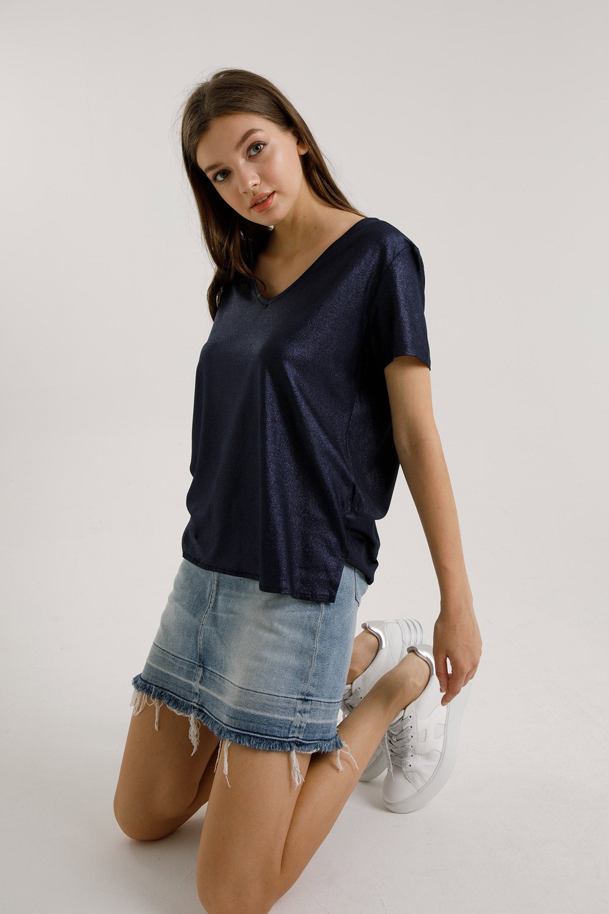 Majestic Simli Streç V Yaka T-shirt-Libas Trendy Fashion Store