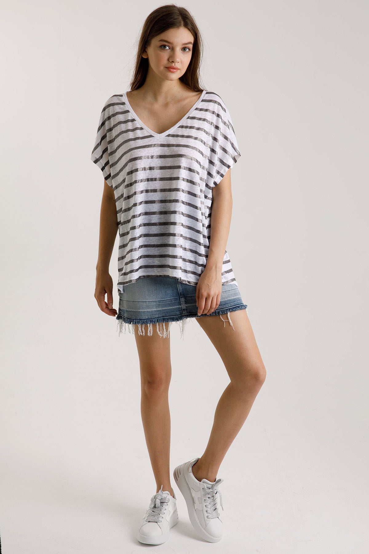 Majestic V Yaka Streç Keten T-shirt-Libas Trendy Fashion Store