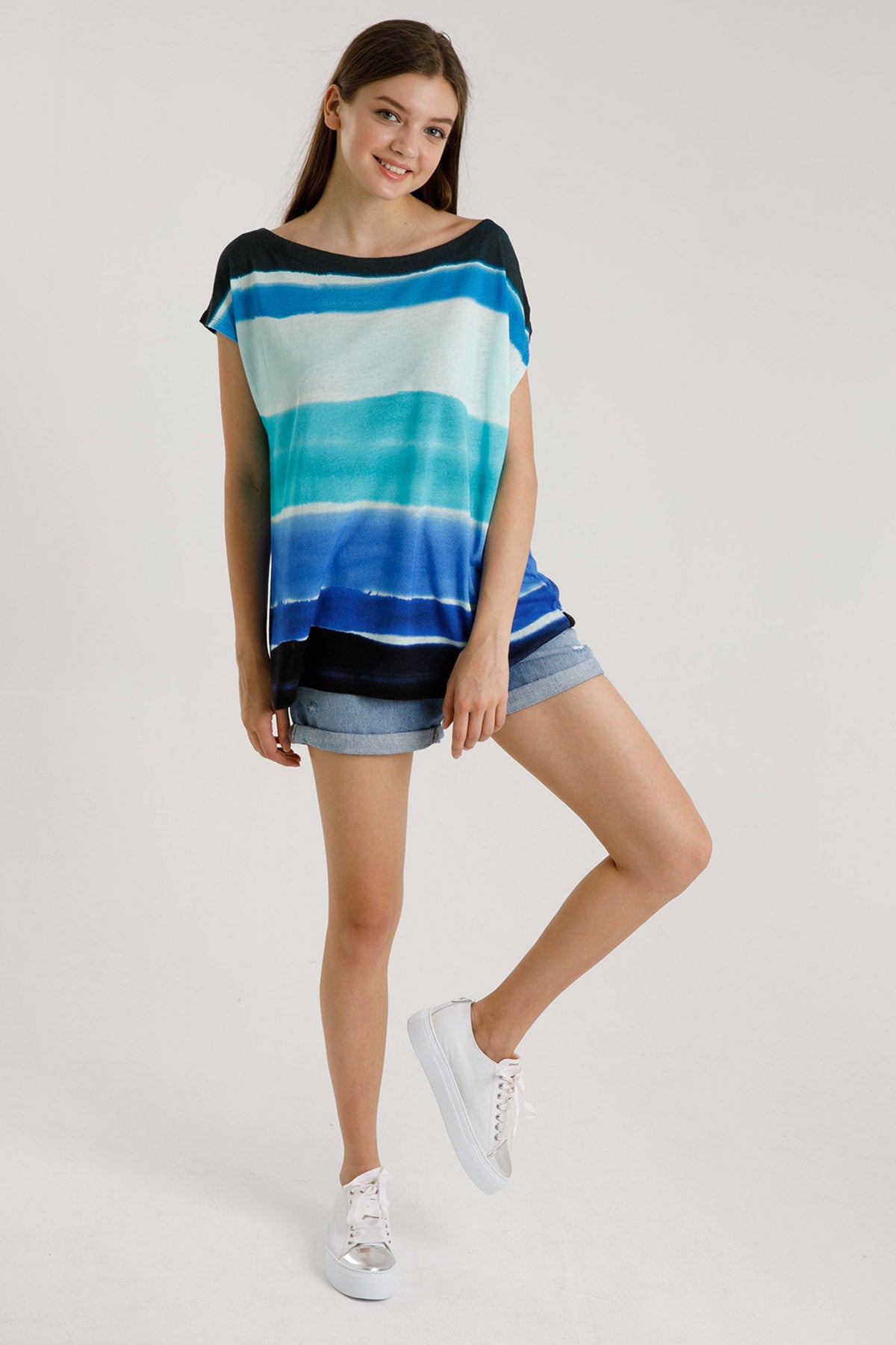 Majestic Kayık Yaka Renk Geçişli T-shirt-Libas Trendy Fashion Store