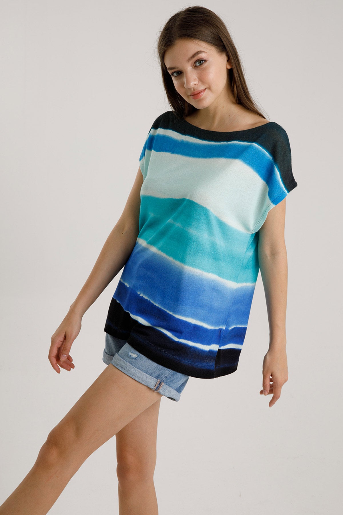 Majestic Kayık Yaka Renk Geçişli T-shirt-Libas Trendy Fashion Store
