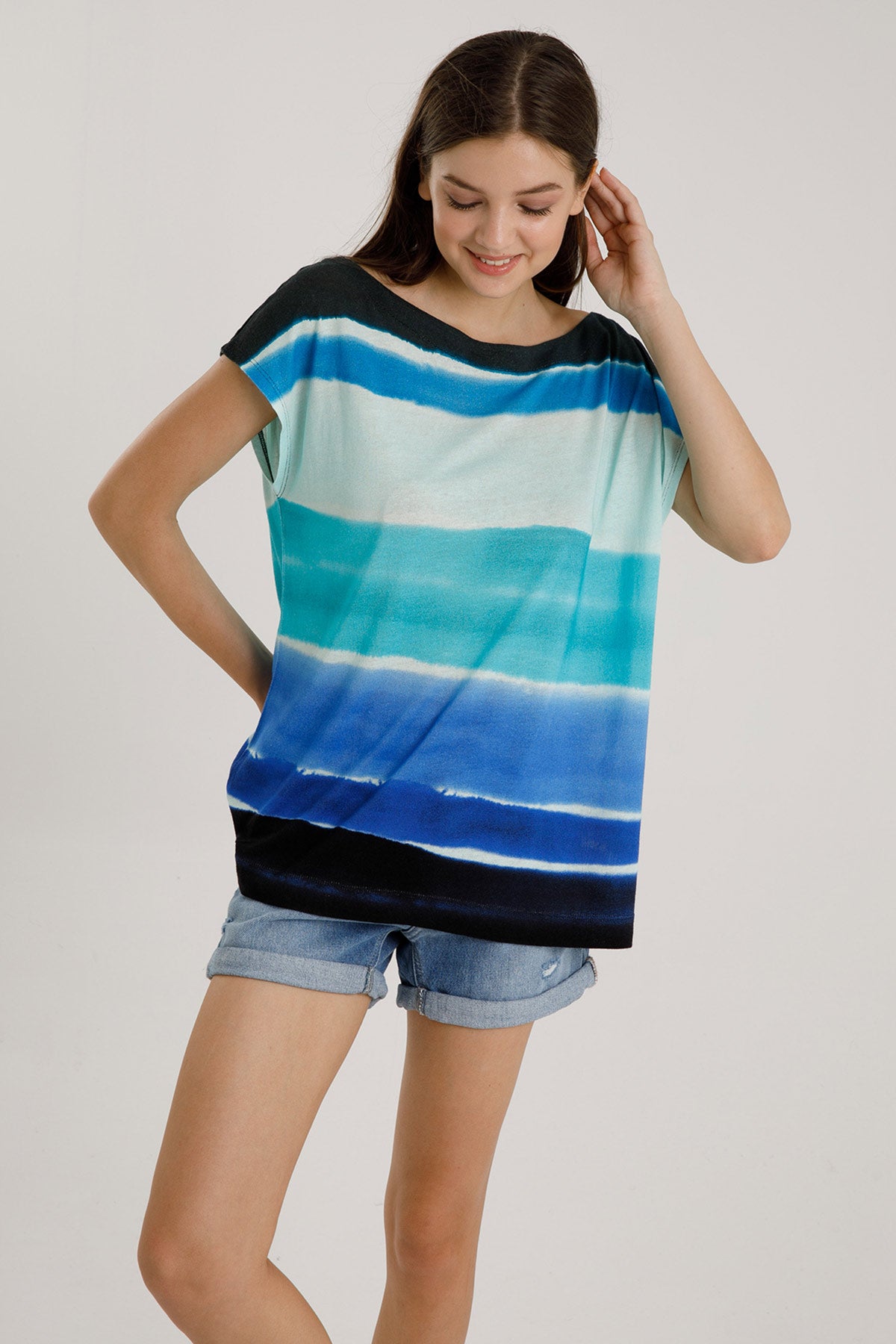 Majestic Kayık Yaka Renk Geçişli T-shirt-Libas Trendy Fashion Store