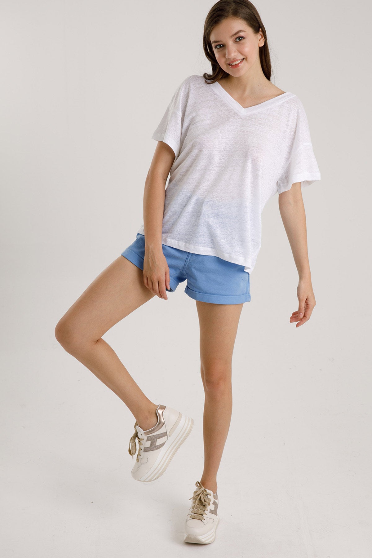 Majestic V Yaka Keten T-shirt-Libas Trendy Fashion Store