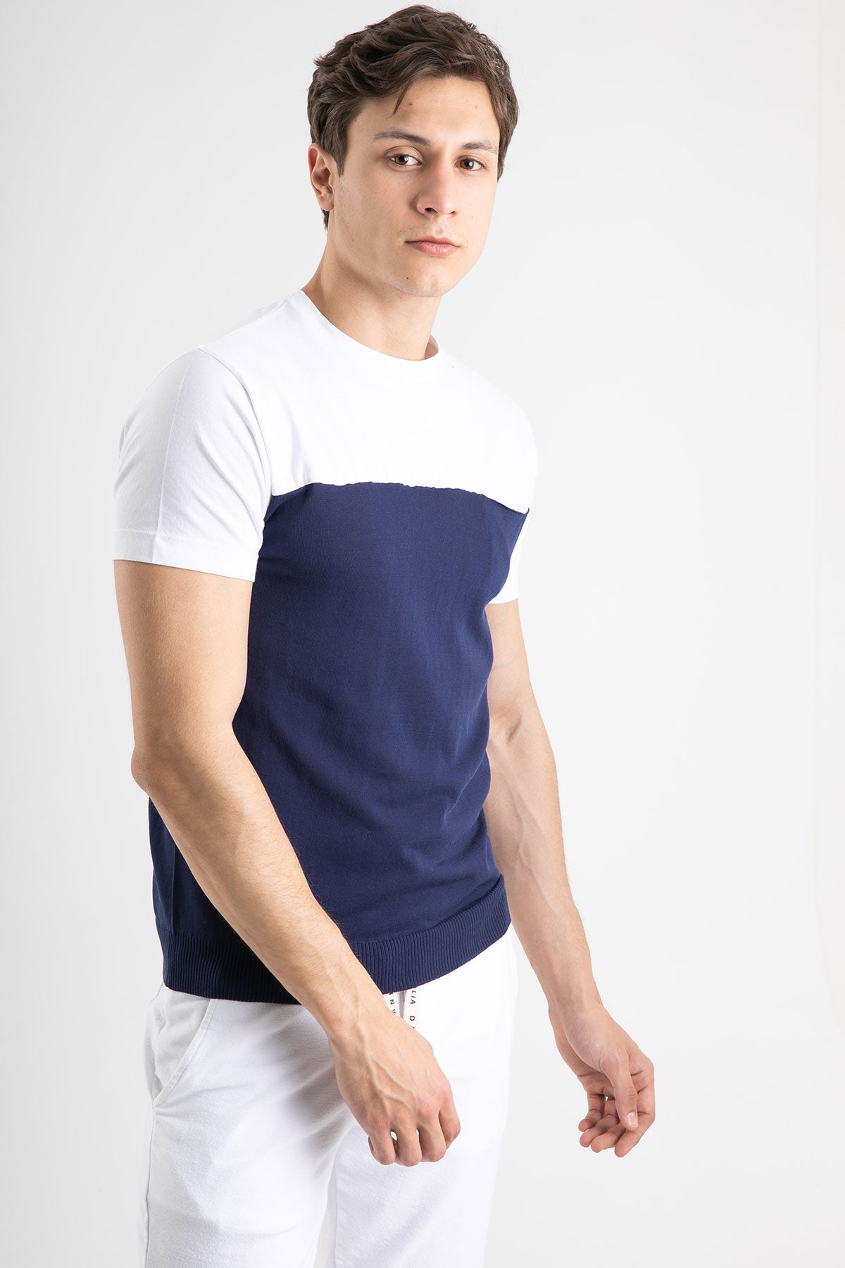 Manifattura Kumaş Kombinasyonlu Cep Detaylı T-shirt-Libas Trendy Fashion Store