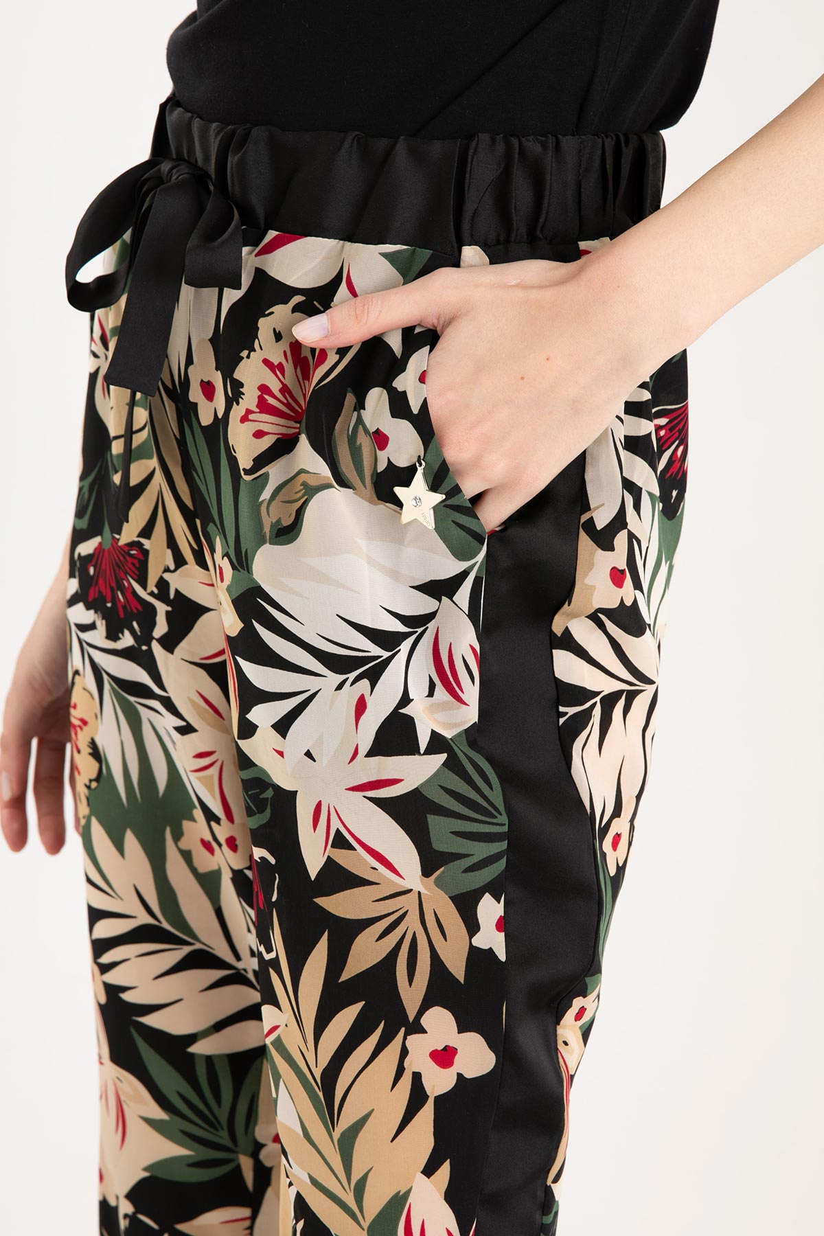 Liu Jo Yüksek Bel Çiçek Desenli Pantolon-Libas Trendy Fashion Store