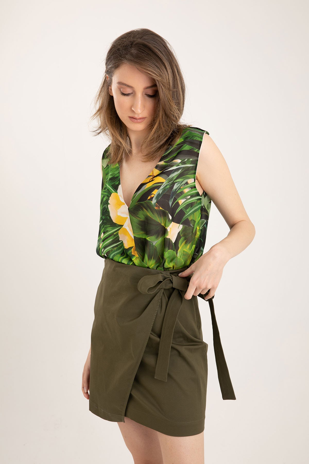 Liu Jo V Yaka Belden Kuşaklı Elbise-Libas Trendy Fashion Store