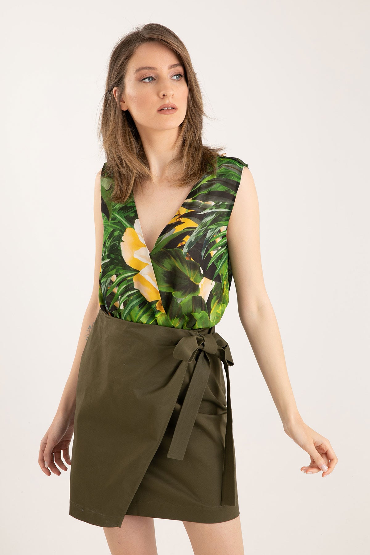 Liu Jo V Yaka Belden Kuşaklı Elbise-Libas Trendy Fashion Store